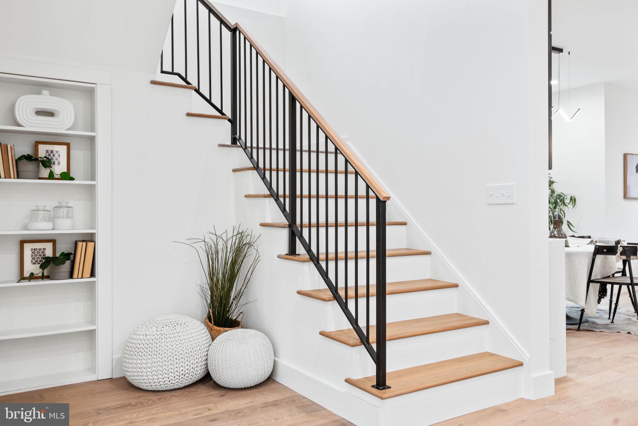 WELLINGTON ESTATES - Residential