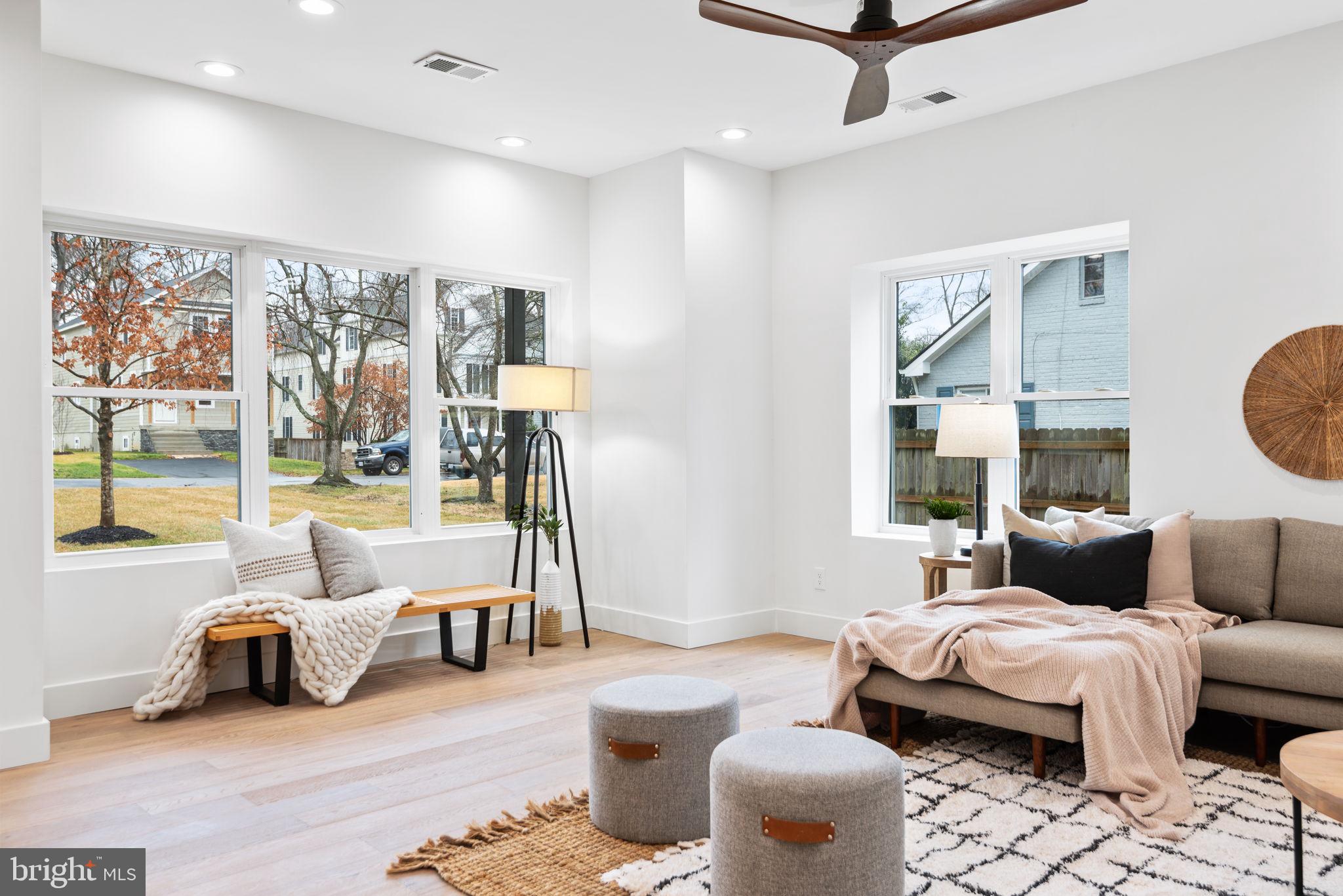 WELLINGTON ESTATES - Residential