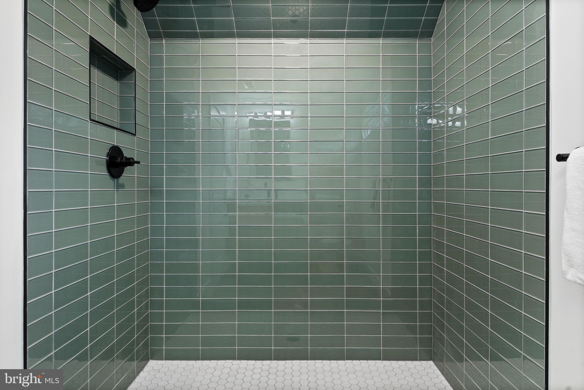 WELLINGTON ESTATES - Residential