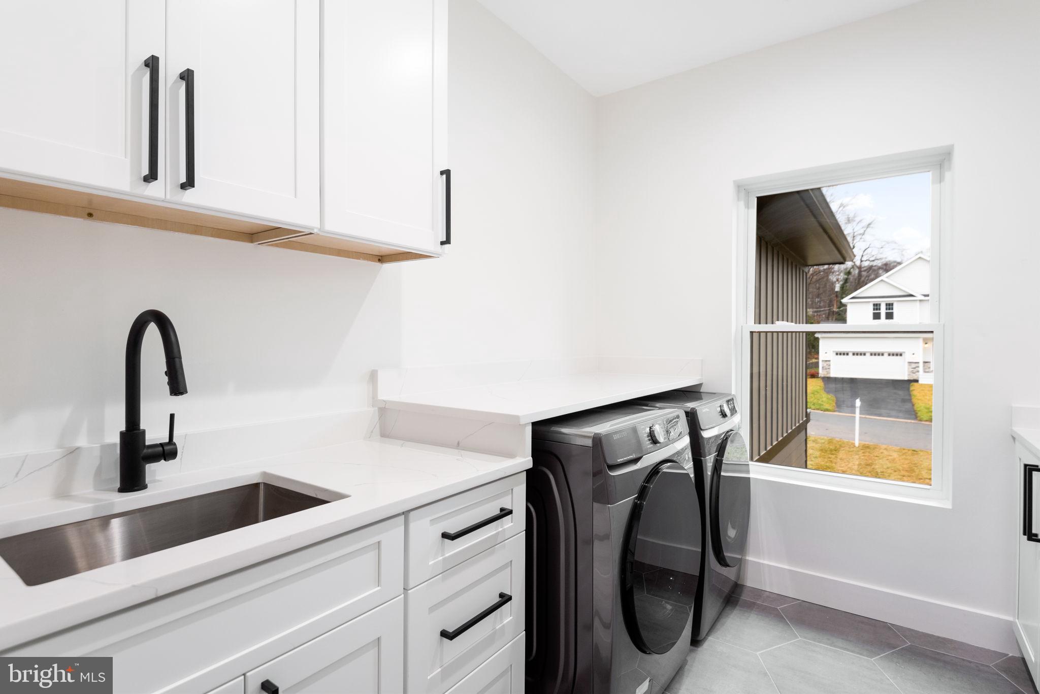 WELLINGTON ESTATES - Residential