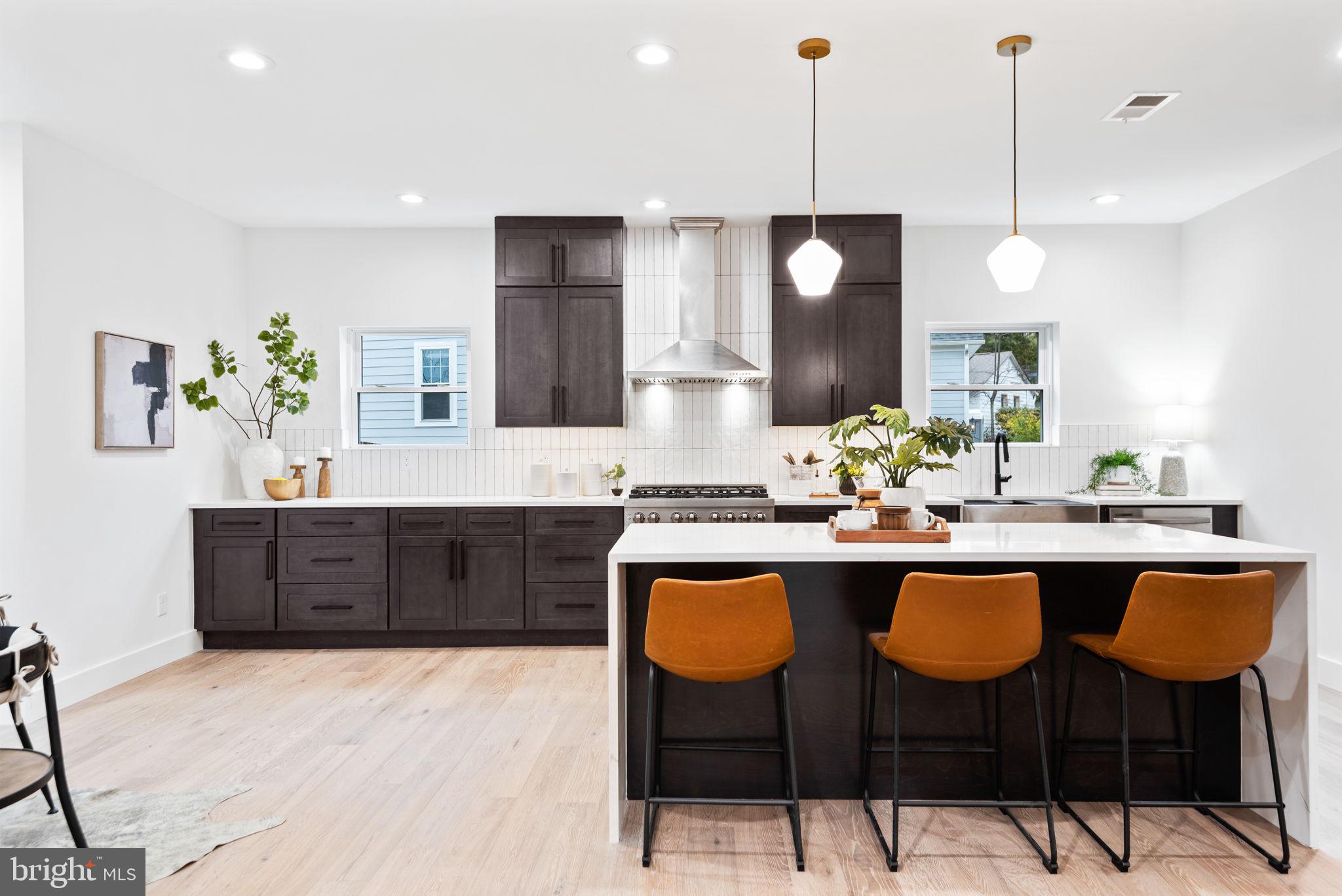 WELLINGTON ESTATES - Residential