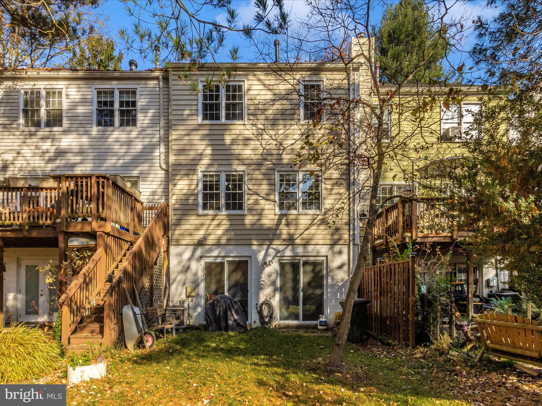 VILLAGE OF LONG REACH - Residential