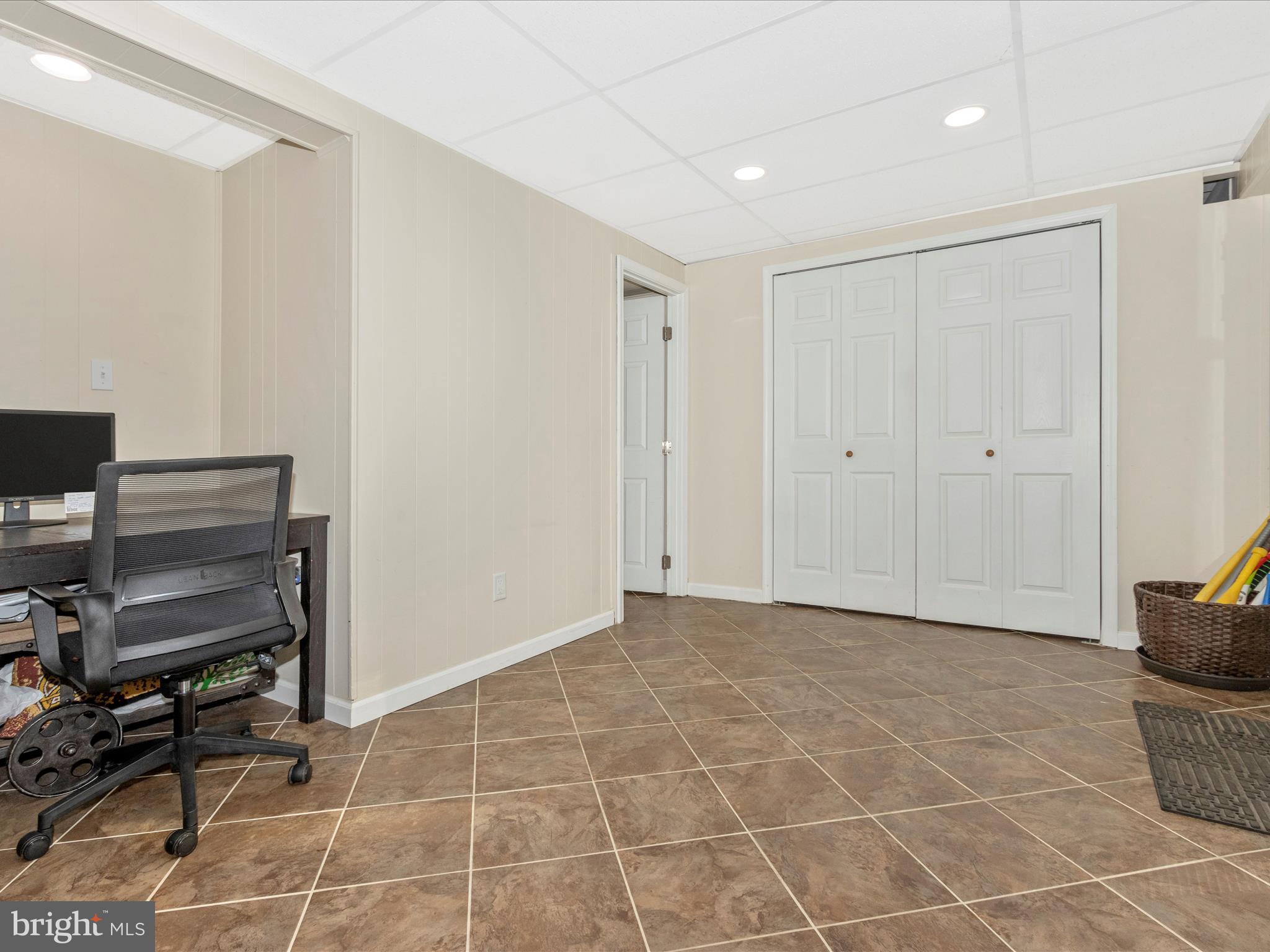 VILLAGE OF LONG REACH - Residential