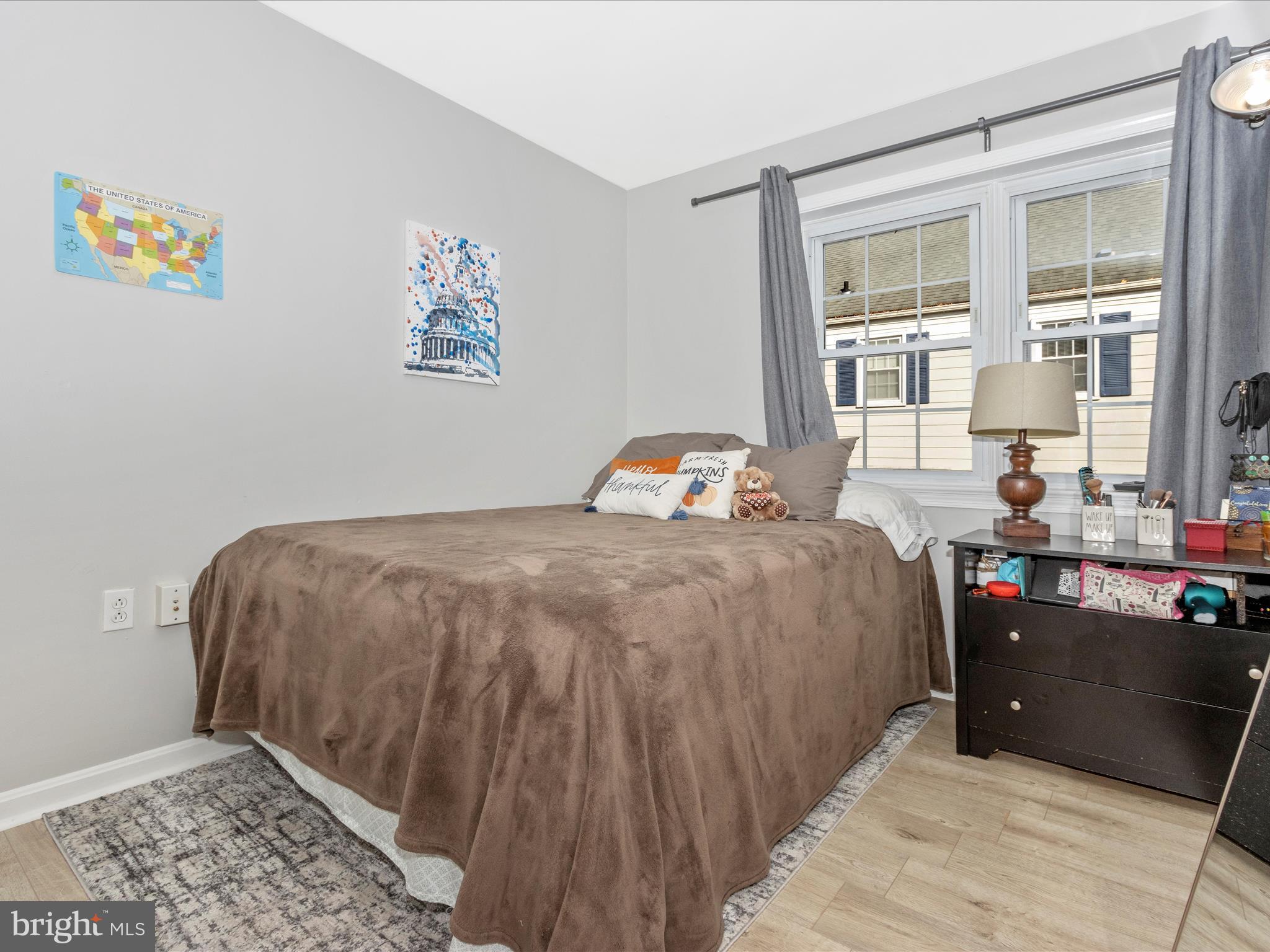 VILLAGE OF LONG REACH - Residential