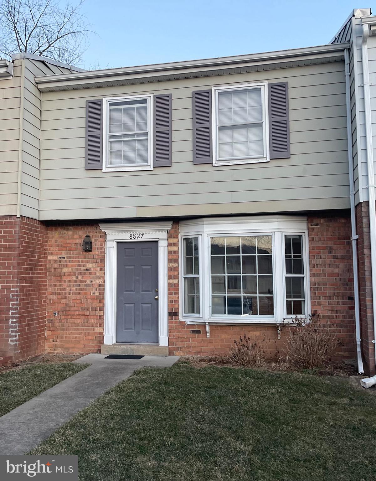 !MOTIVATED SELLER! An amazing opportunity in an amazing location! This 2 lvl 3 bed 2.5 bath greatly sized and ready to became part of the family! Sized Kitchen with bumpout bay window, Brand new carpet, chair rail molding, Large living spaces in the dining and livingroom, larger master bedroom with on suite master bathroom and sizable secondary rooms with closest space. Bring your best ideas to this lovely gem and it can shine bright!