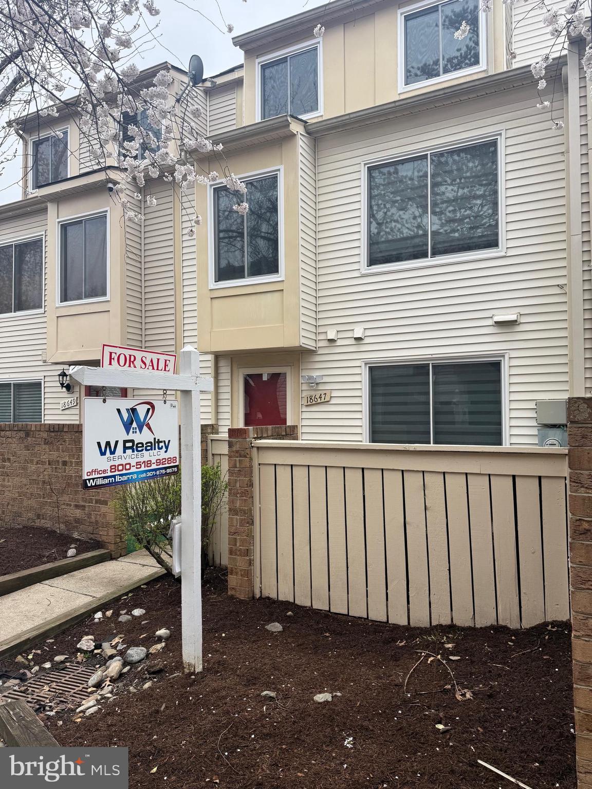 MONTGOMERY HILLS - Residential