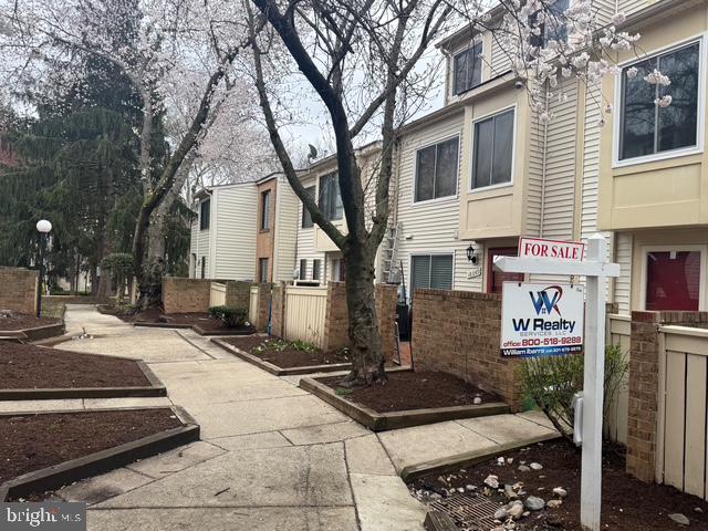 MONTGOMERY HILLS - Residential