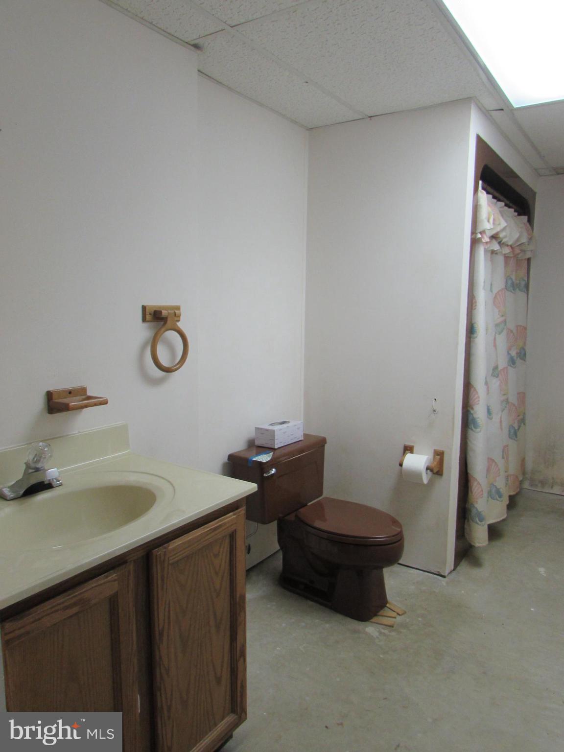 CHESAPEAKE OVERLOOK - Residential