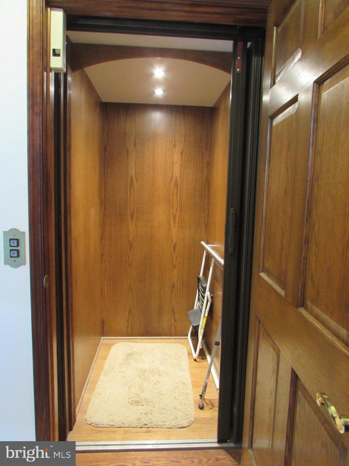 CHESAPEAKE OVERLOOK - Residential