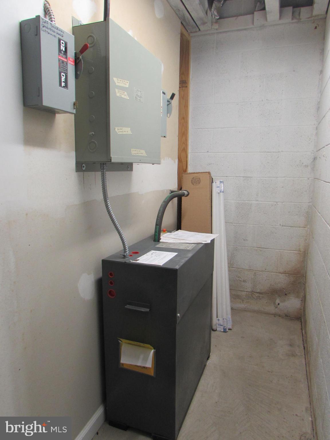 CHESAPEAKE OVERLOOK - Residential