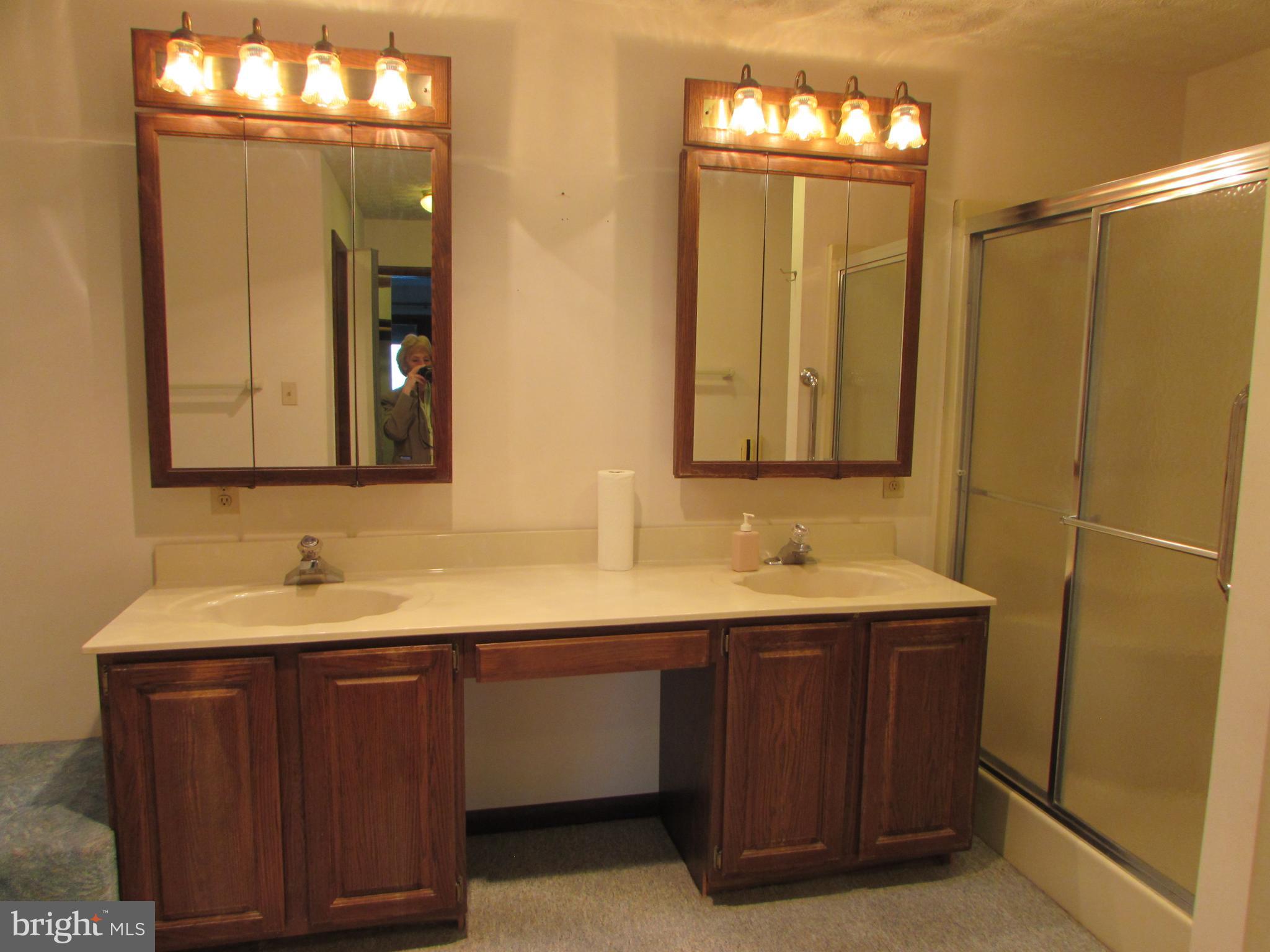 CHESAPEAKE OVERLOOK - Residential