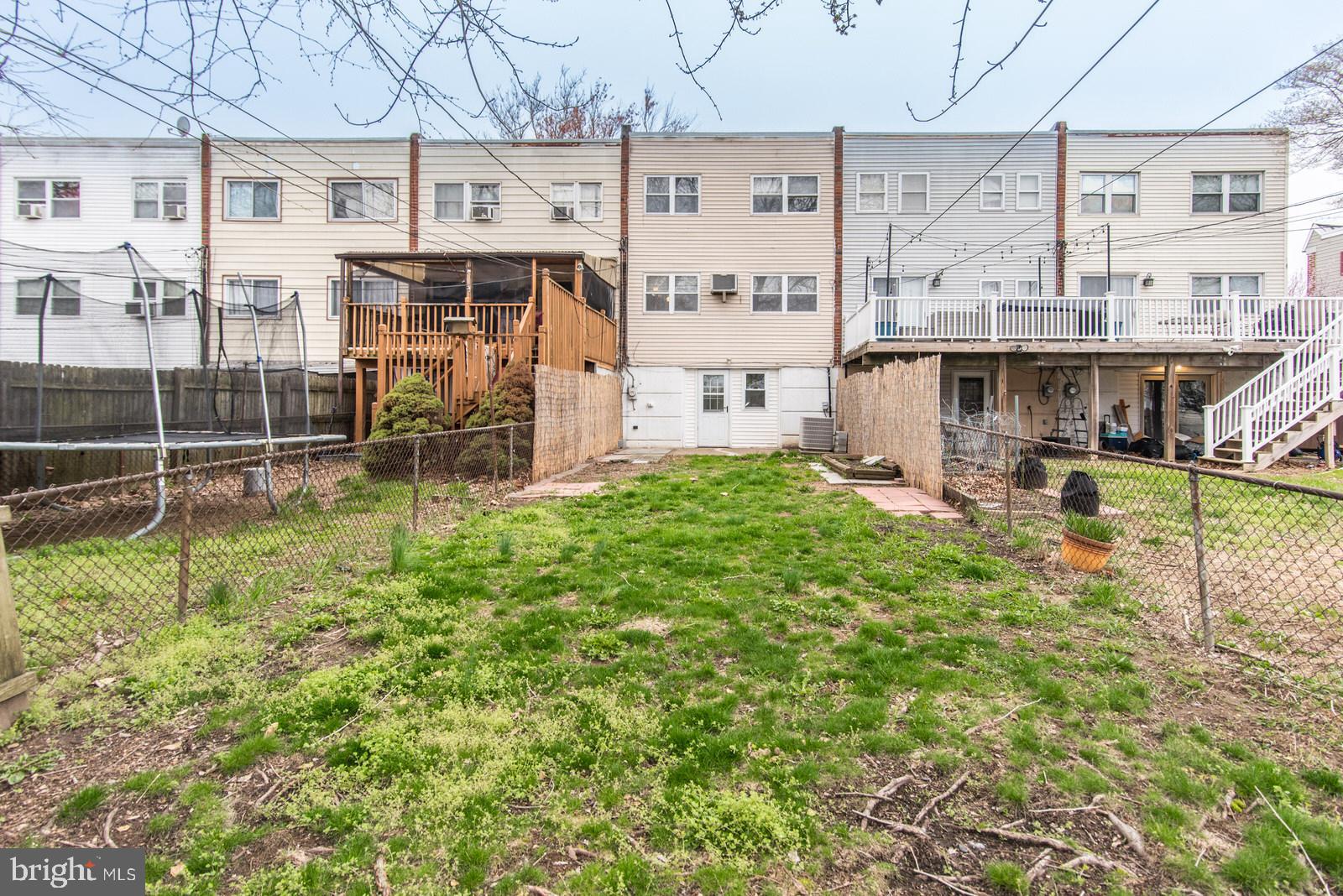 PARKWOOD - Residential