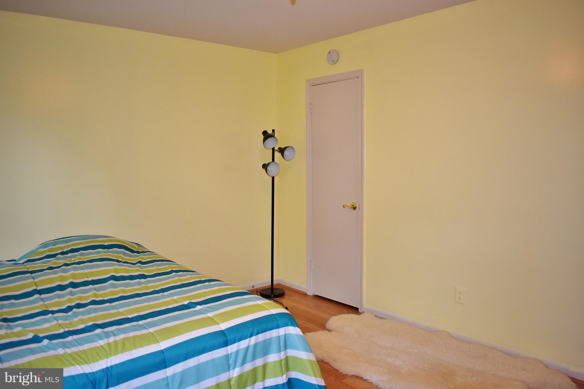 RUXTON PLACE - Residential Lease