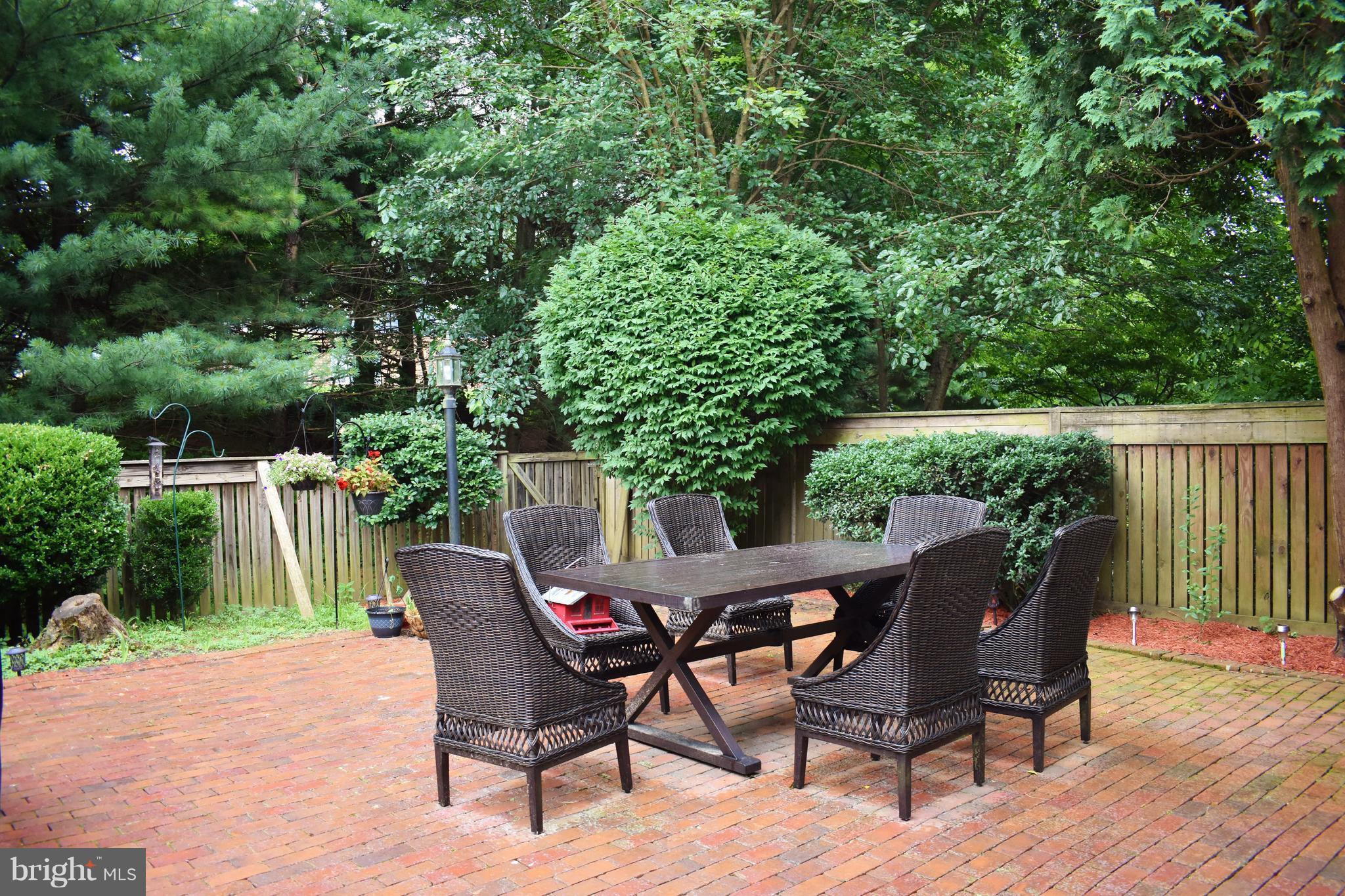 RUXTON PLACE - Residential Lease