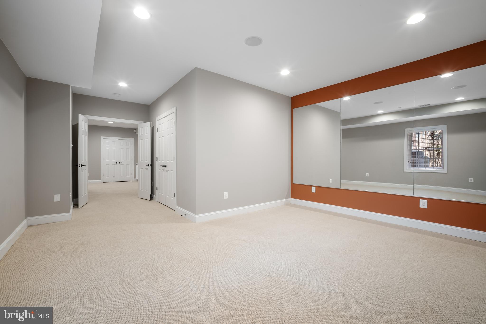 CLARKSVILLE HUNT - Residential