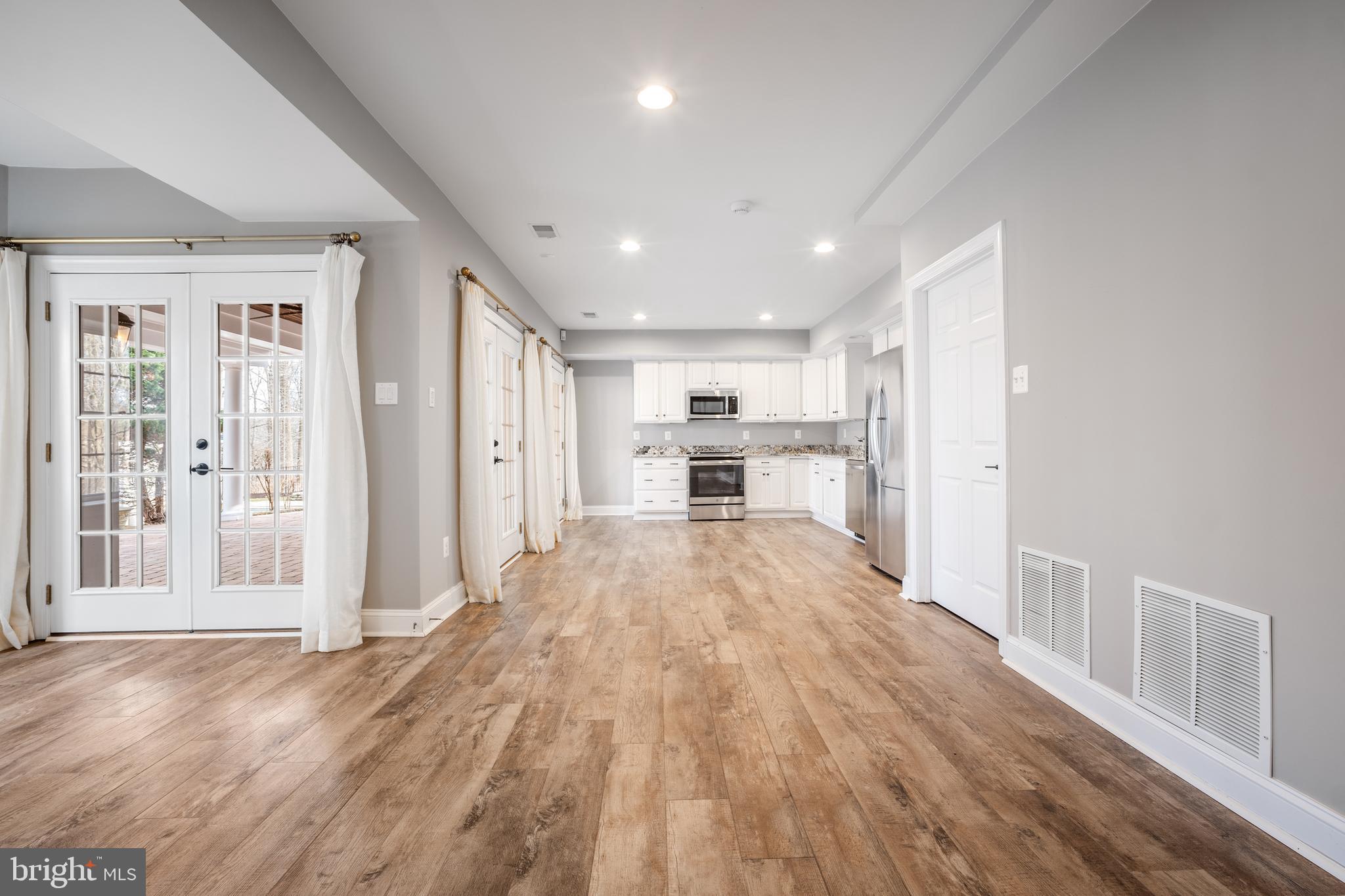 CLARKSVILLE HUNT - Residential