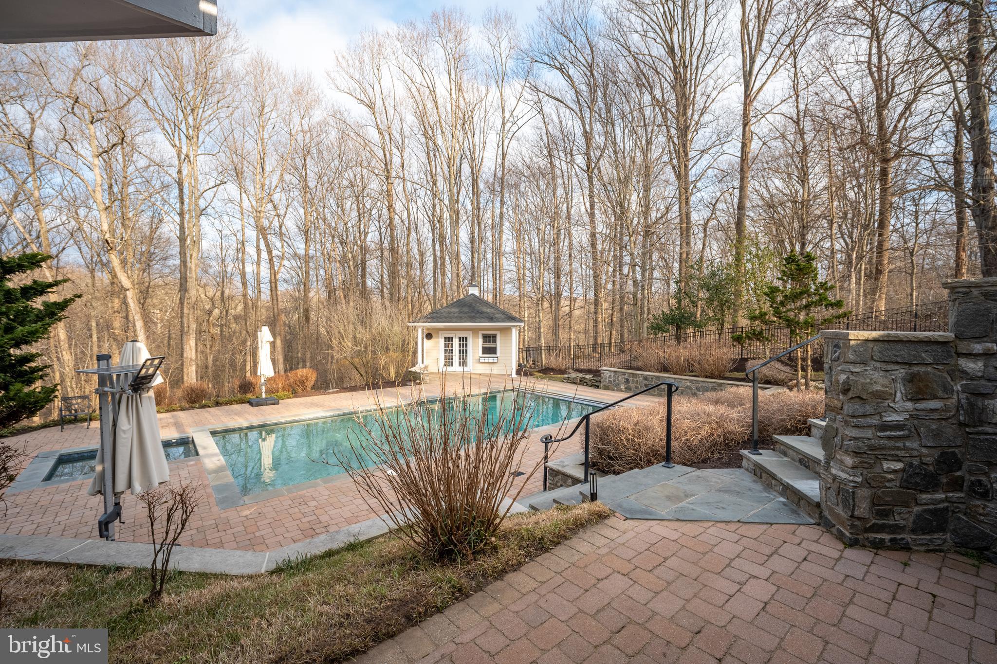 CLARKSVILLE HUNT - Residential