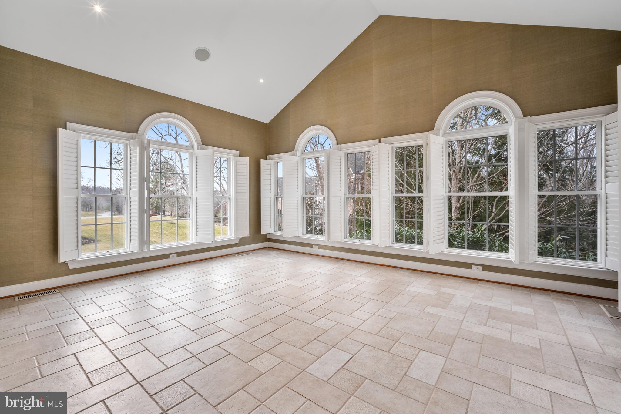 CLARKSVILLE HUNT - Residential