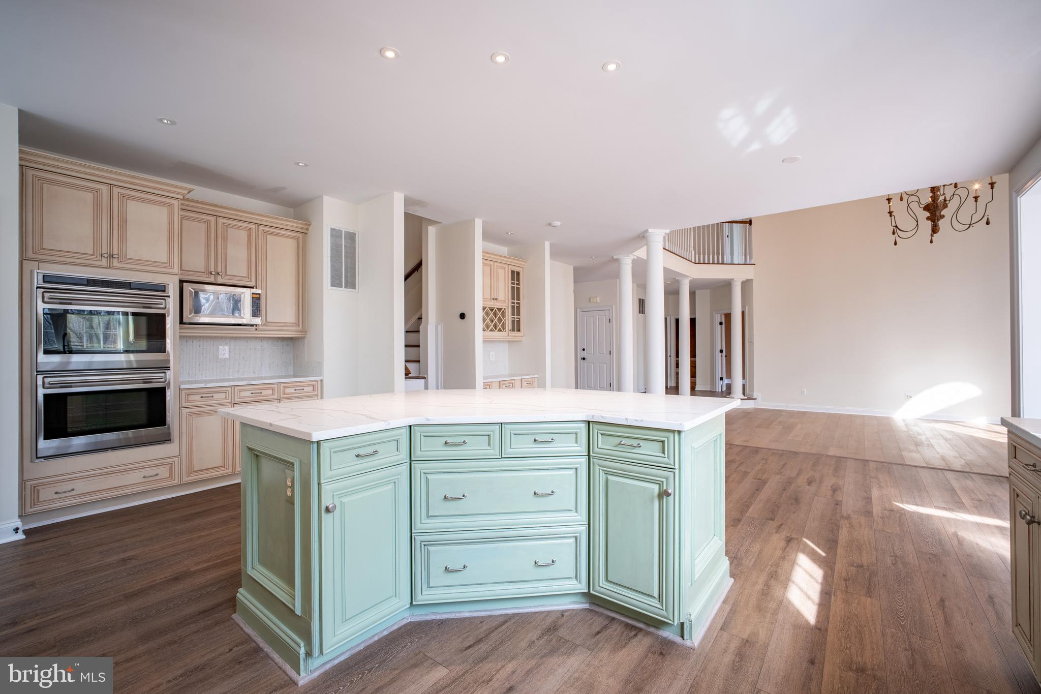 CLARKSVILLE HUNT - Residential