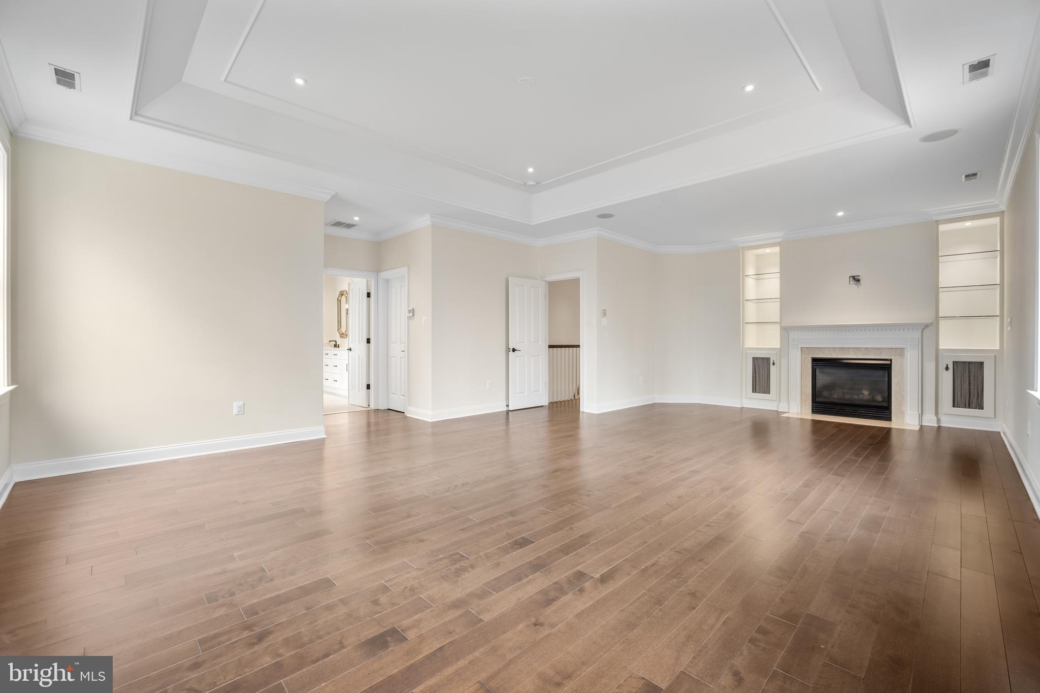 CLARKSVILLE HUNT - Residential