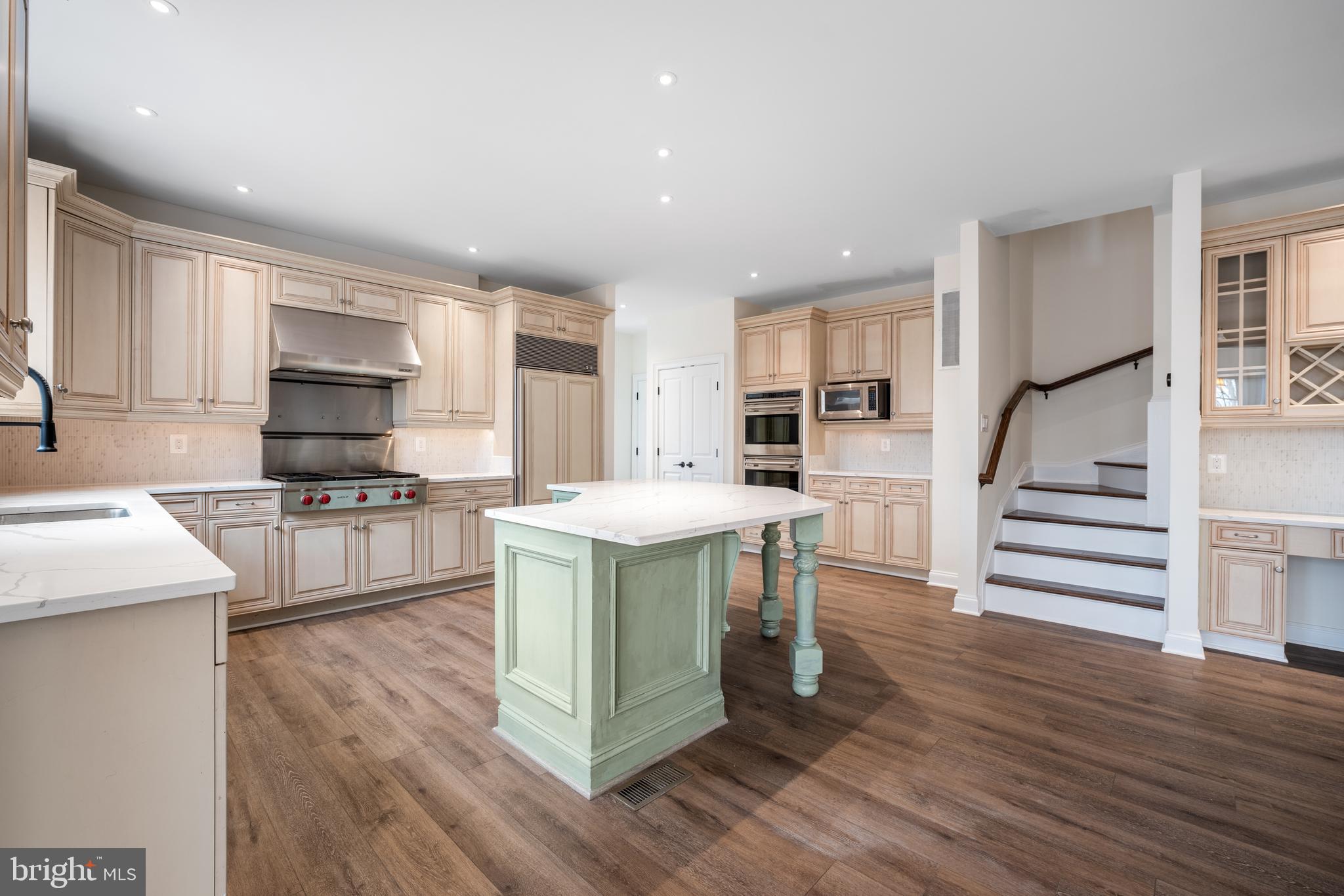 CLARKSVILLE HUNT - Residential