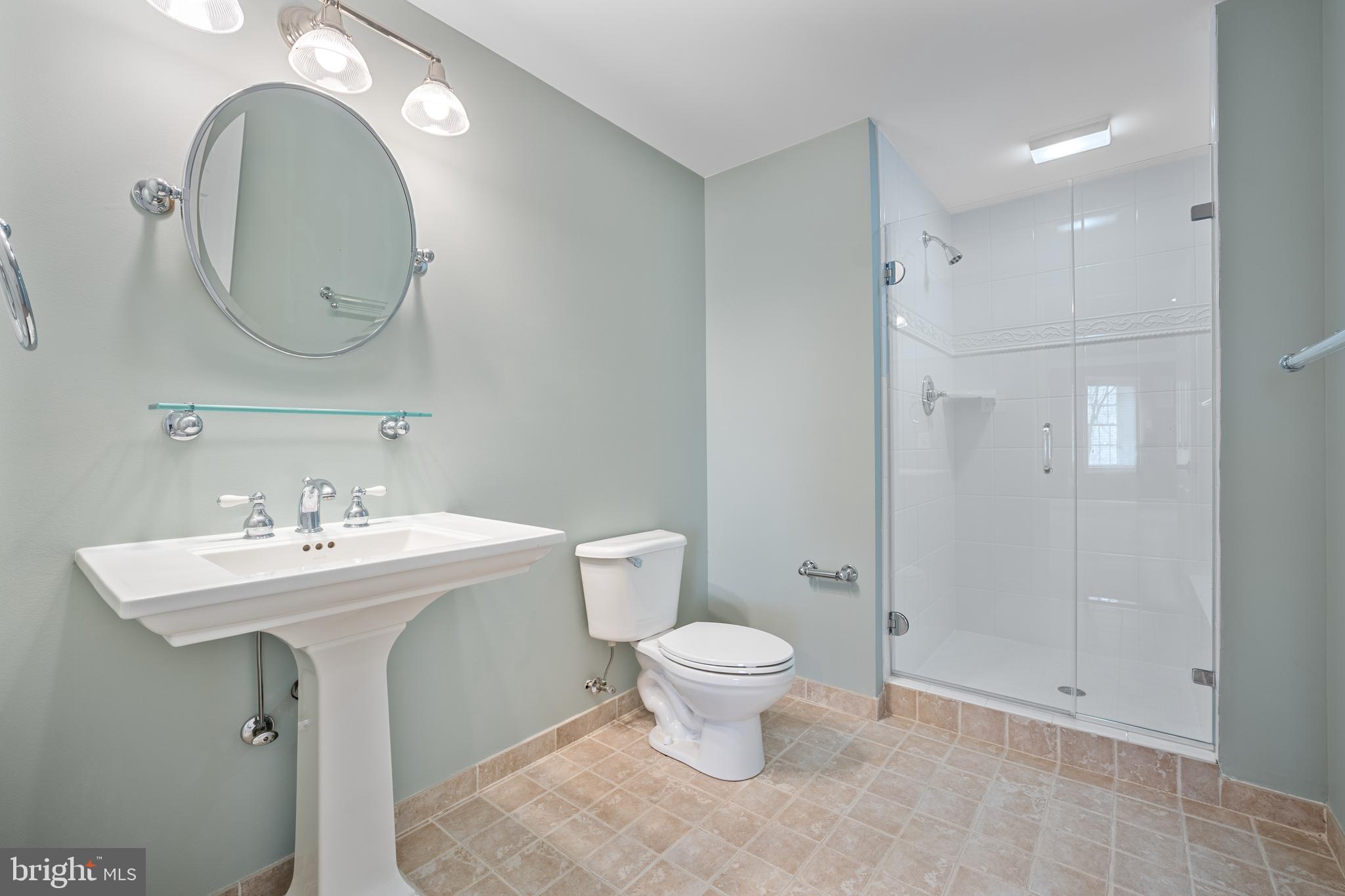 CLARKSVILLE HUNT - Residential