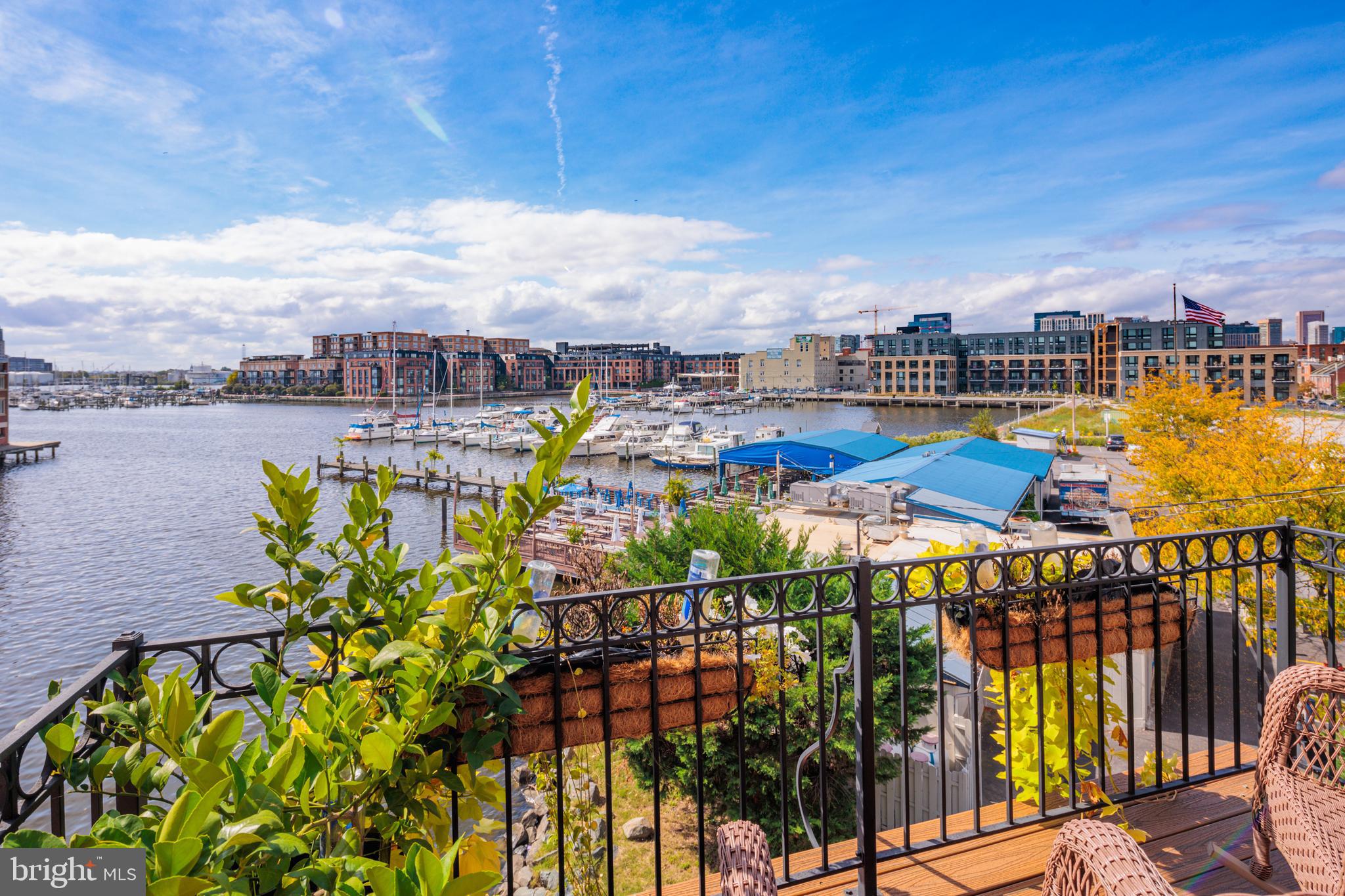 NORTH SHORE - Residential Lease