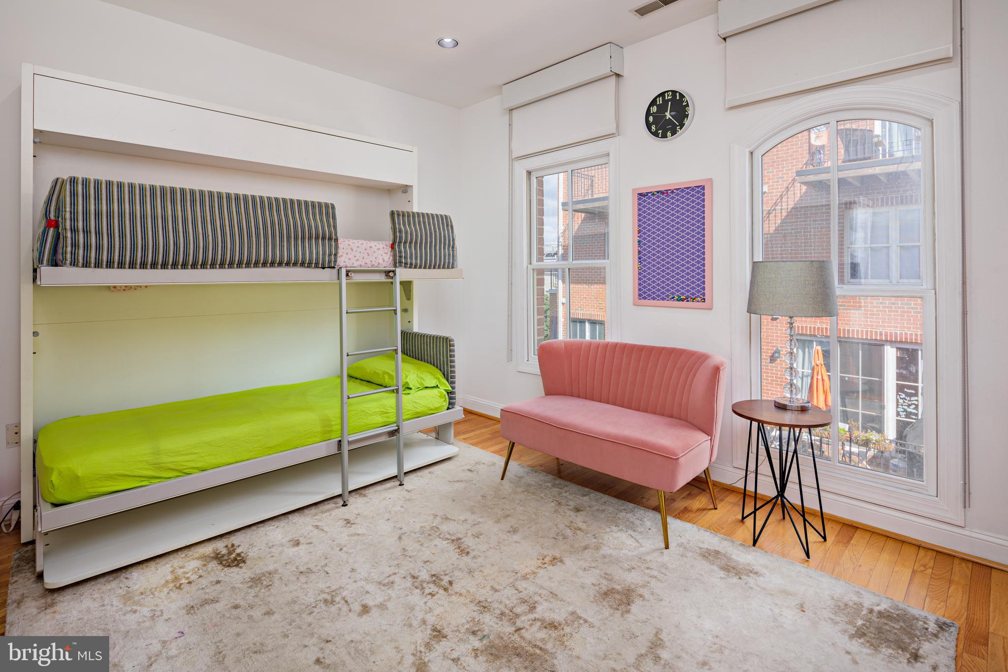 NORTH SHORE - Residential Lease