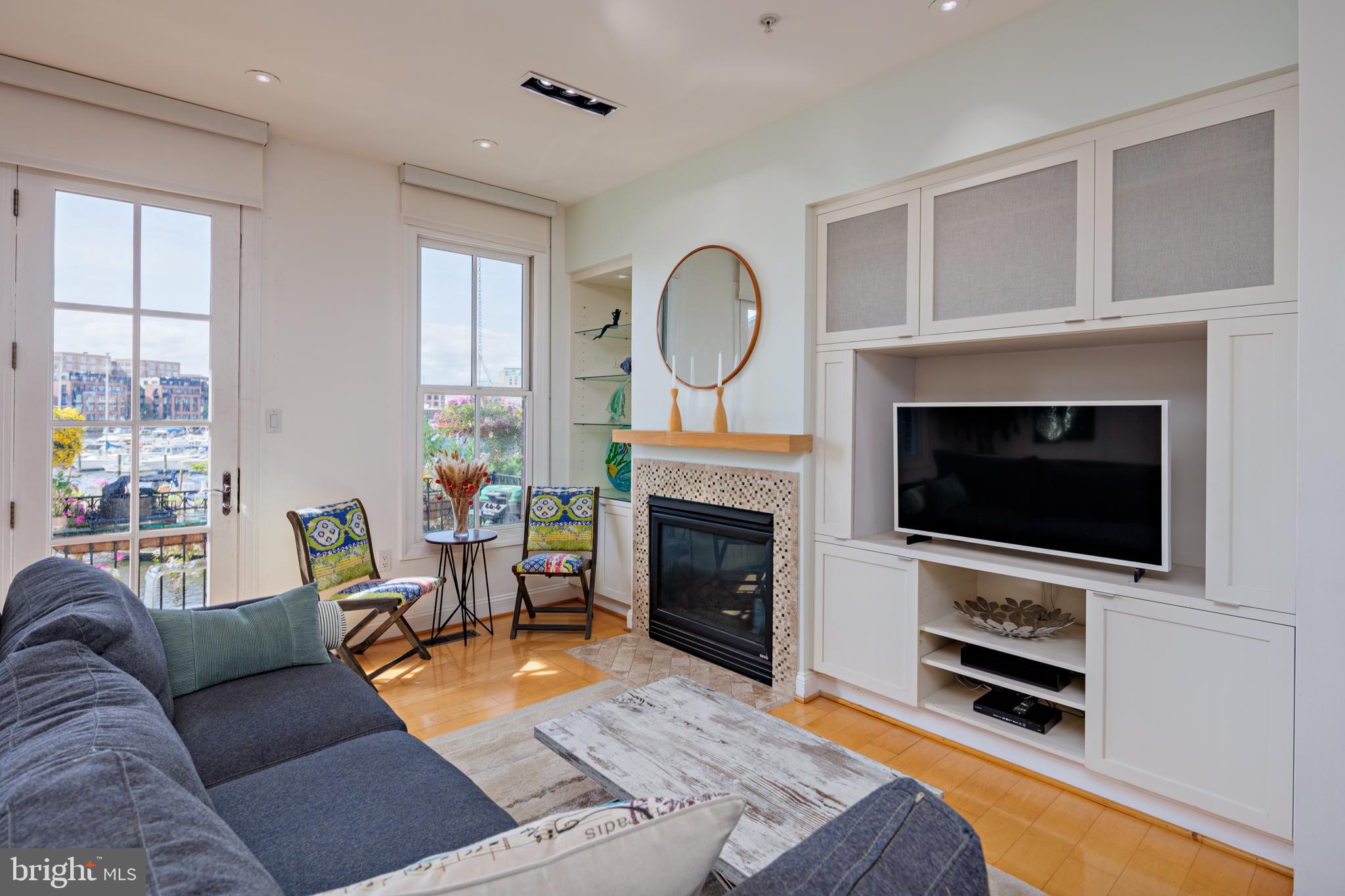 NORTH SHORE - Residential Lease