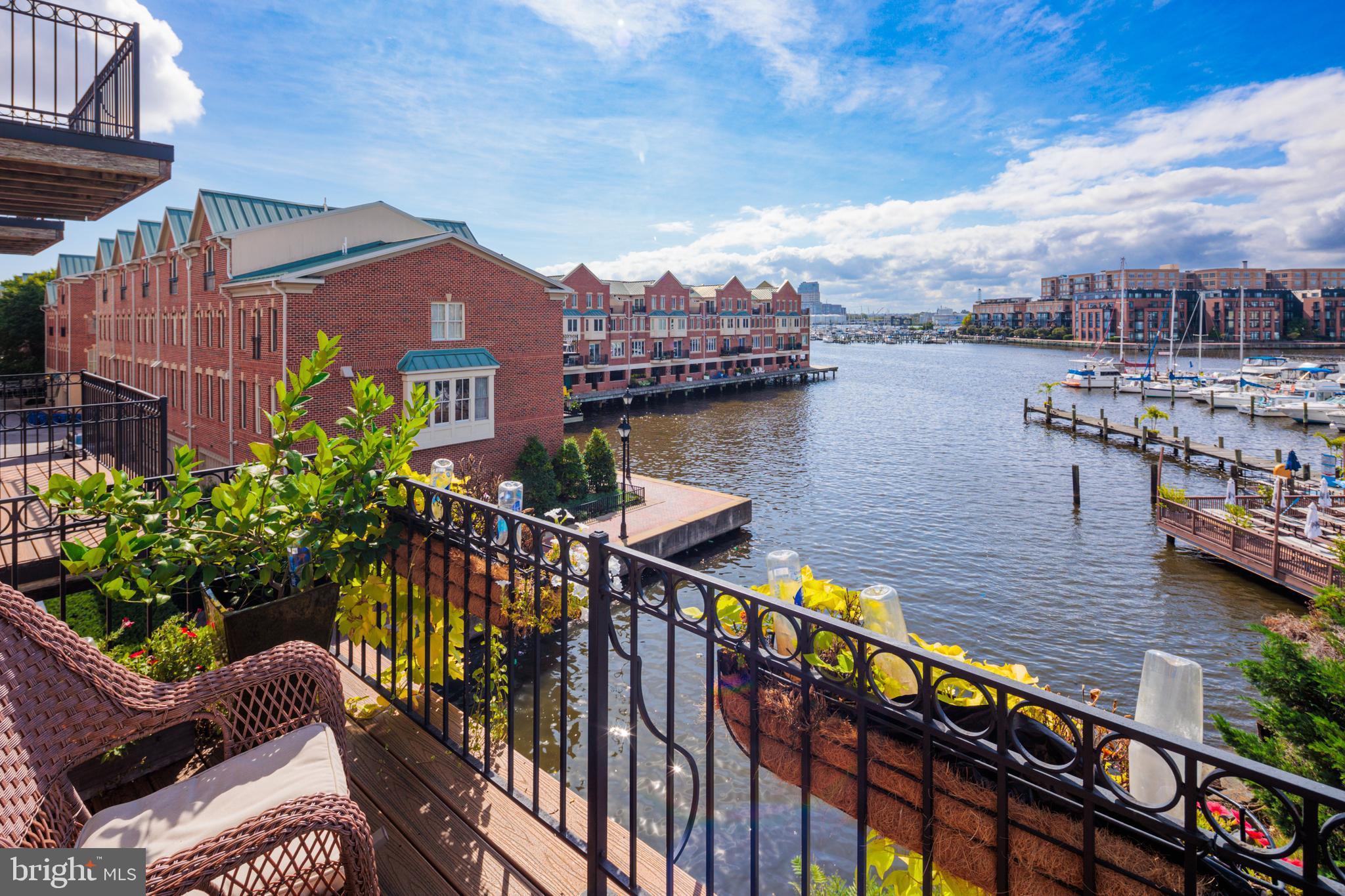 NORTH SHORE - Residential Lease