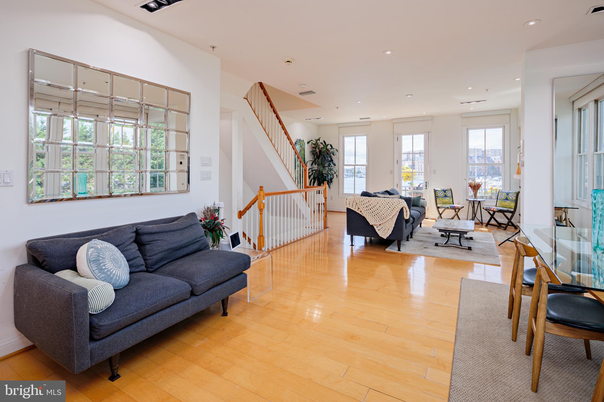 NORTH SHORE - Residential Lease