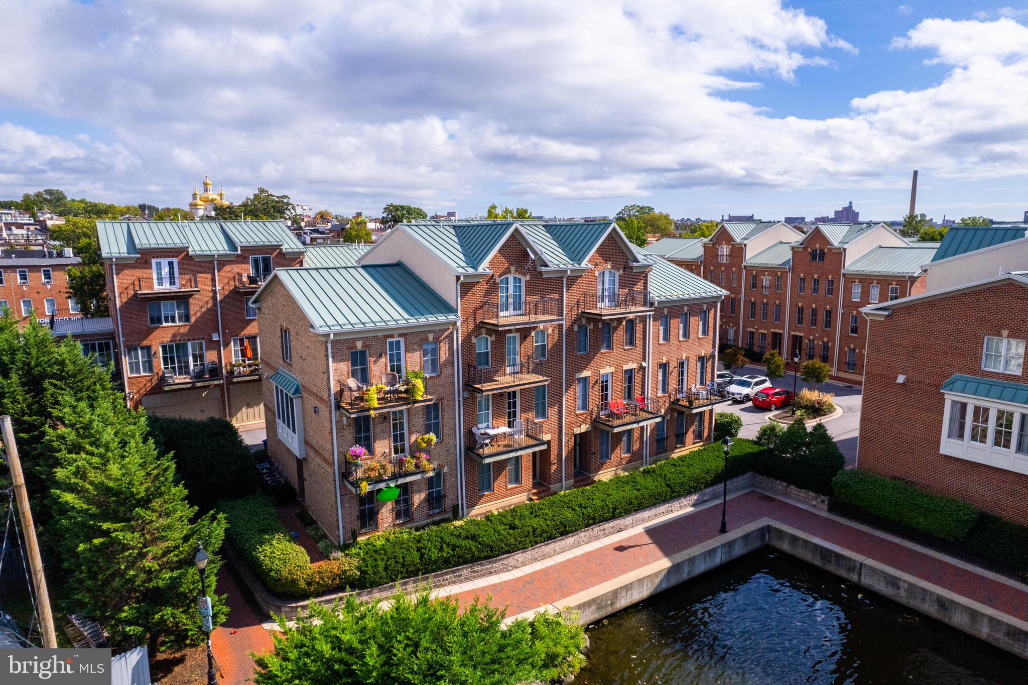 NORTH SHORE - Residential Lease