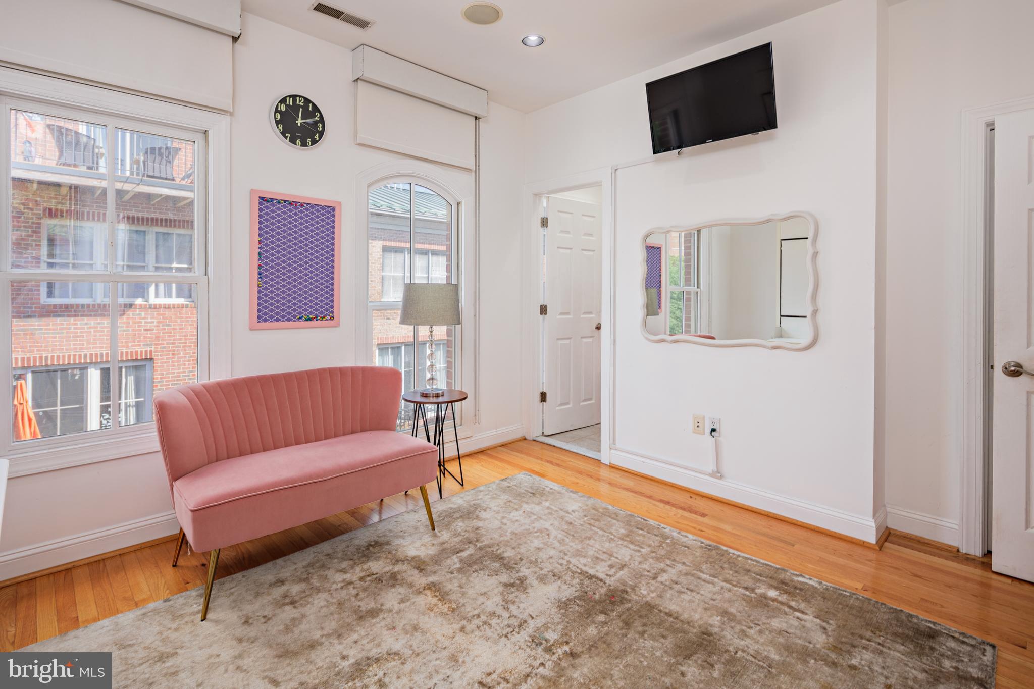 NORTH SHORE - Residential Lease