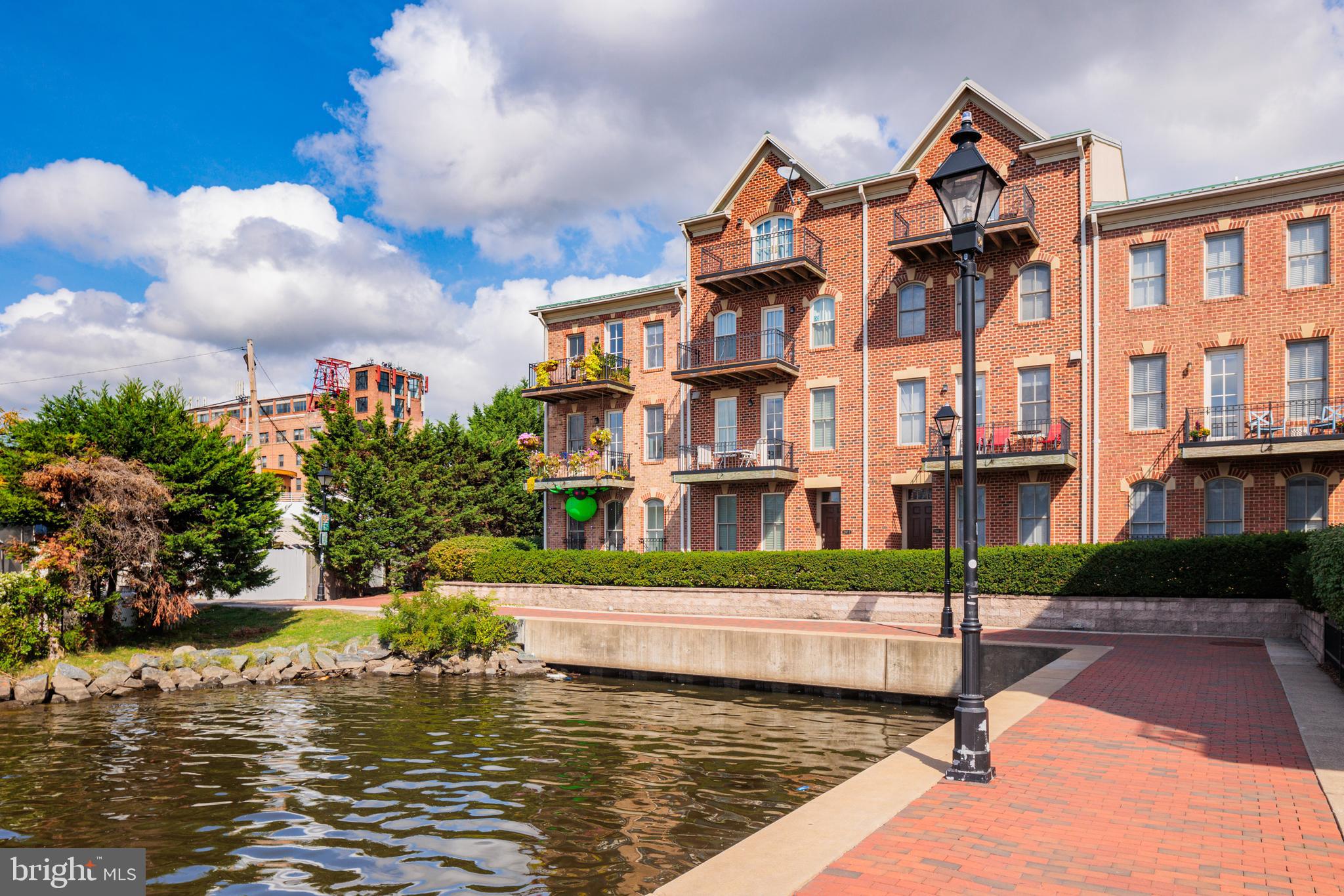 NORTH SHORE - Residential Lease