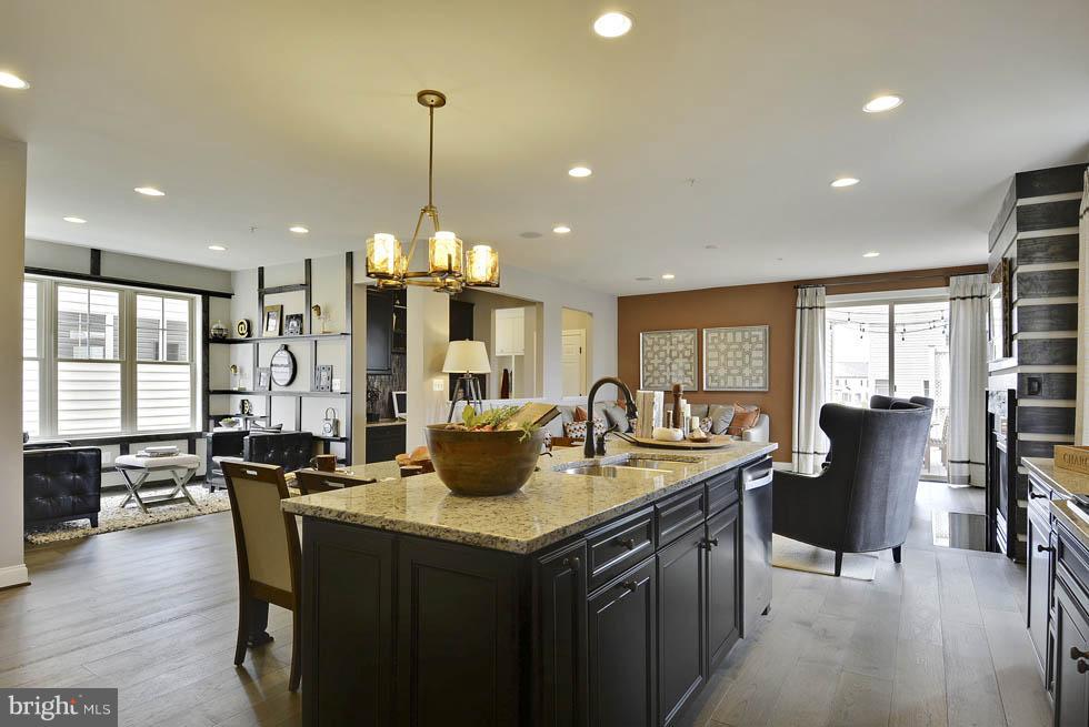 LANDSDALE - Residential