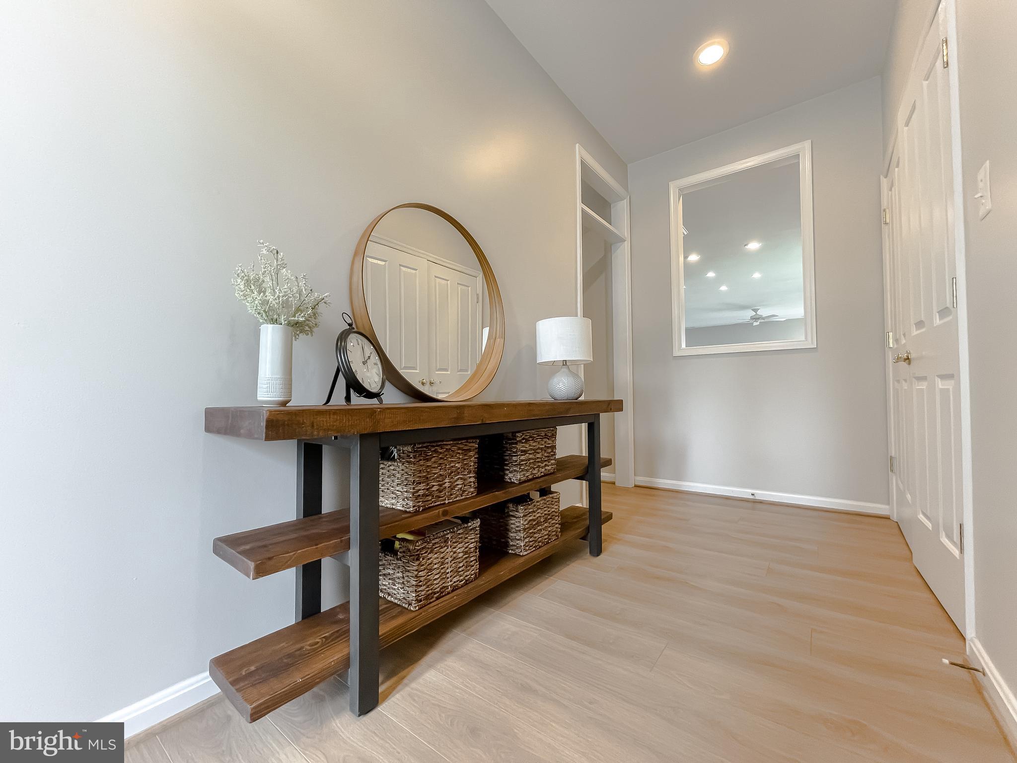 ST GEORGE PIER - Residential