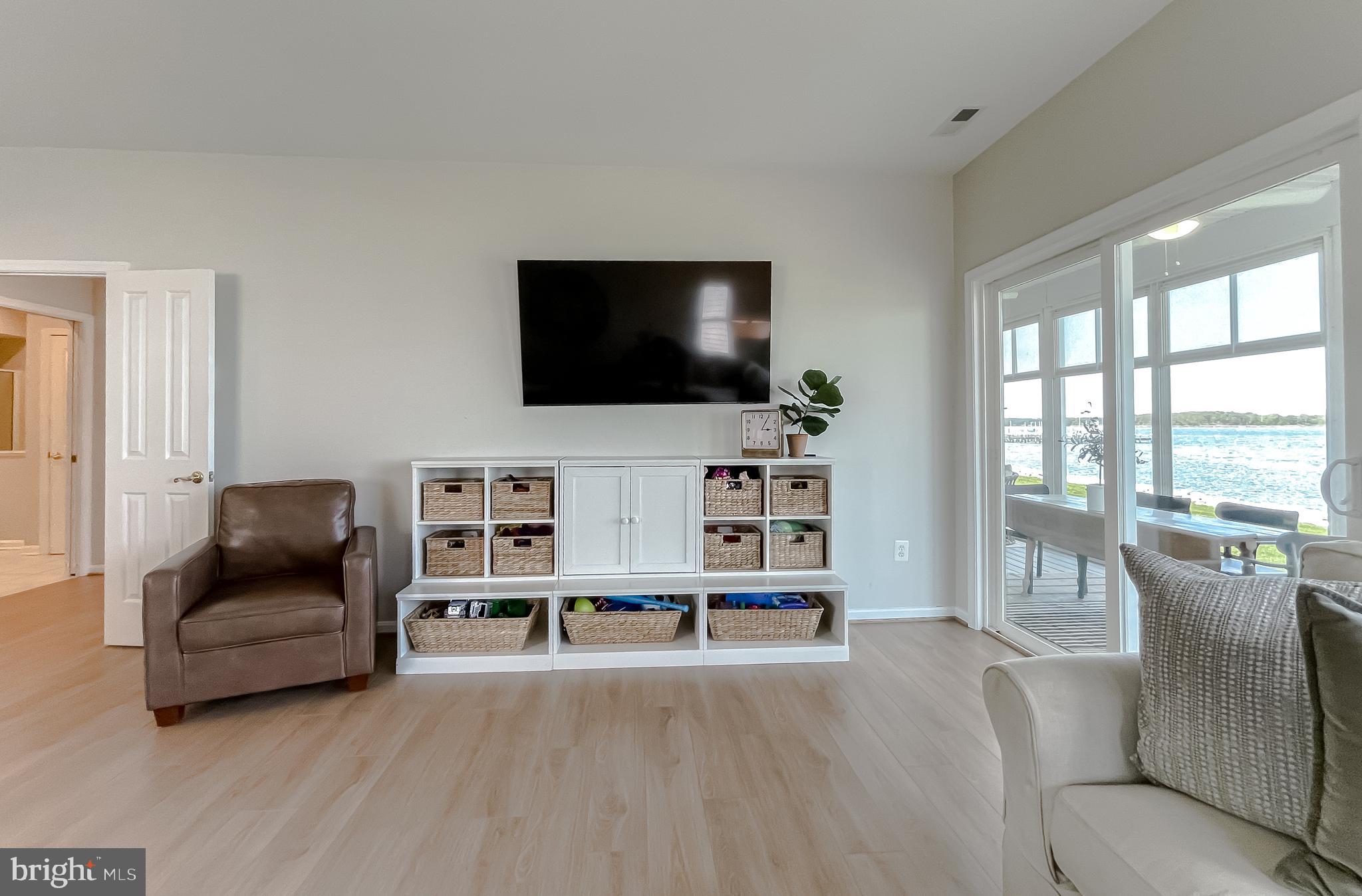 ST GEORGE PIER - Residential