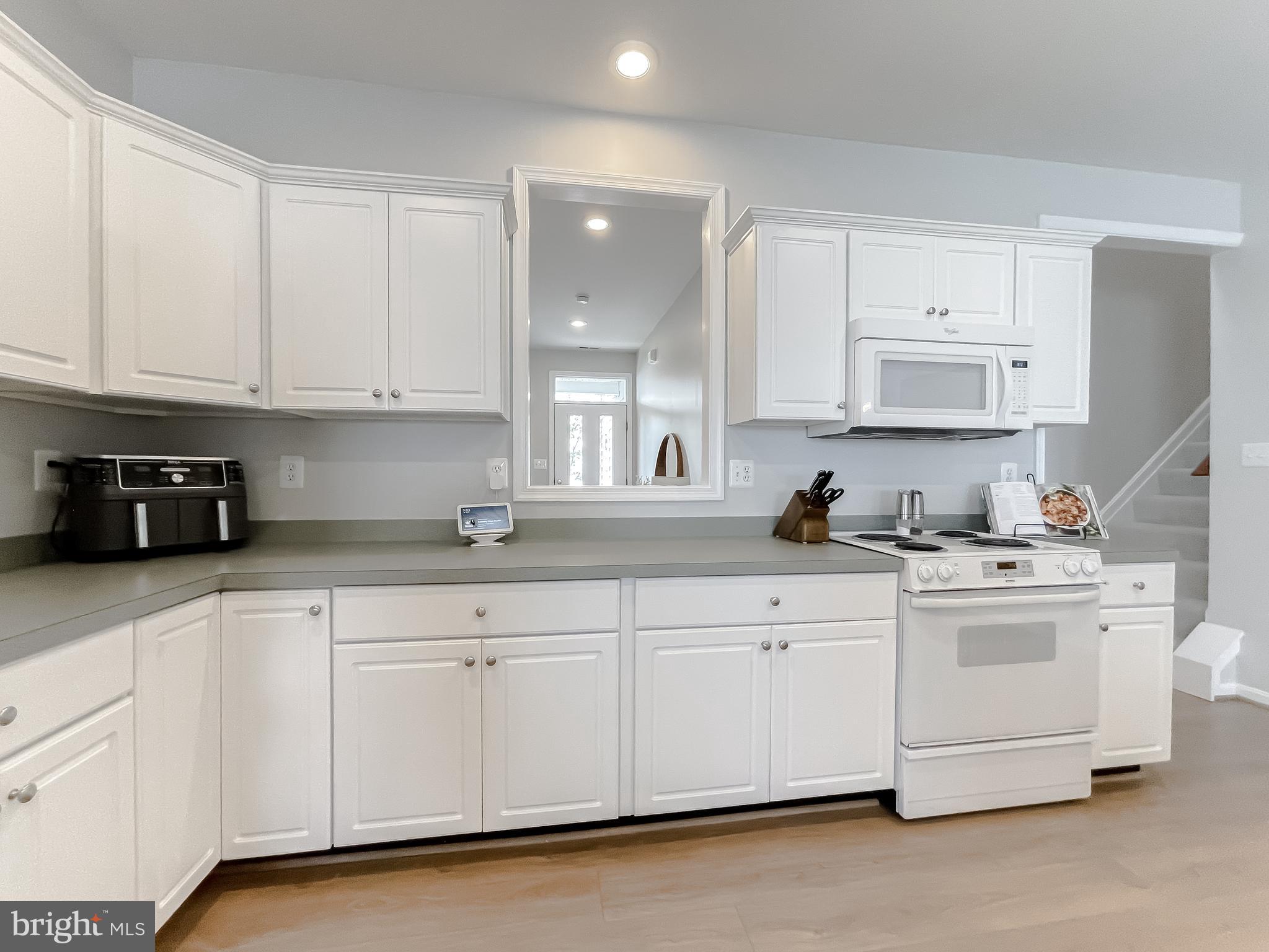 ST GEORGE PIER - Residential