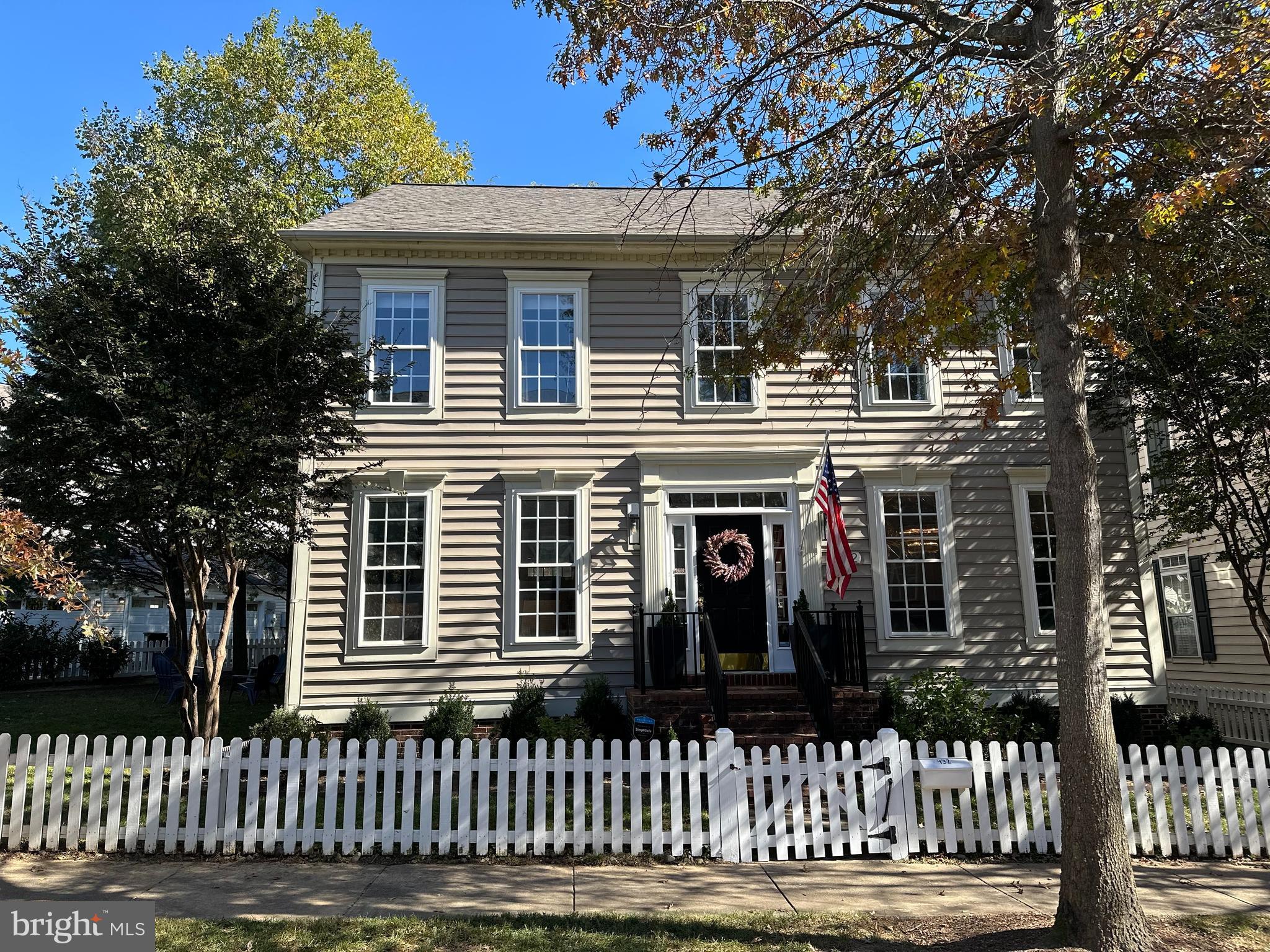 LAKELANDS - Residential