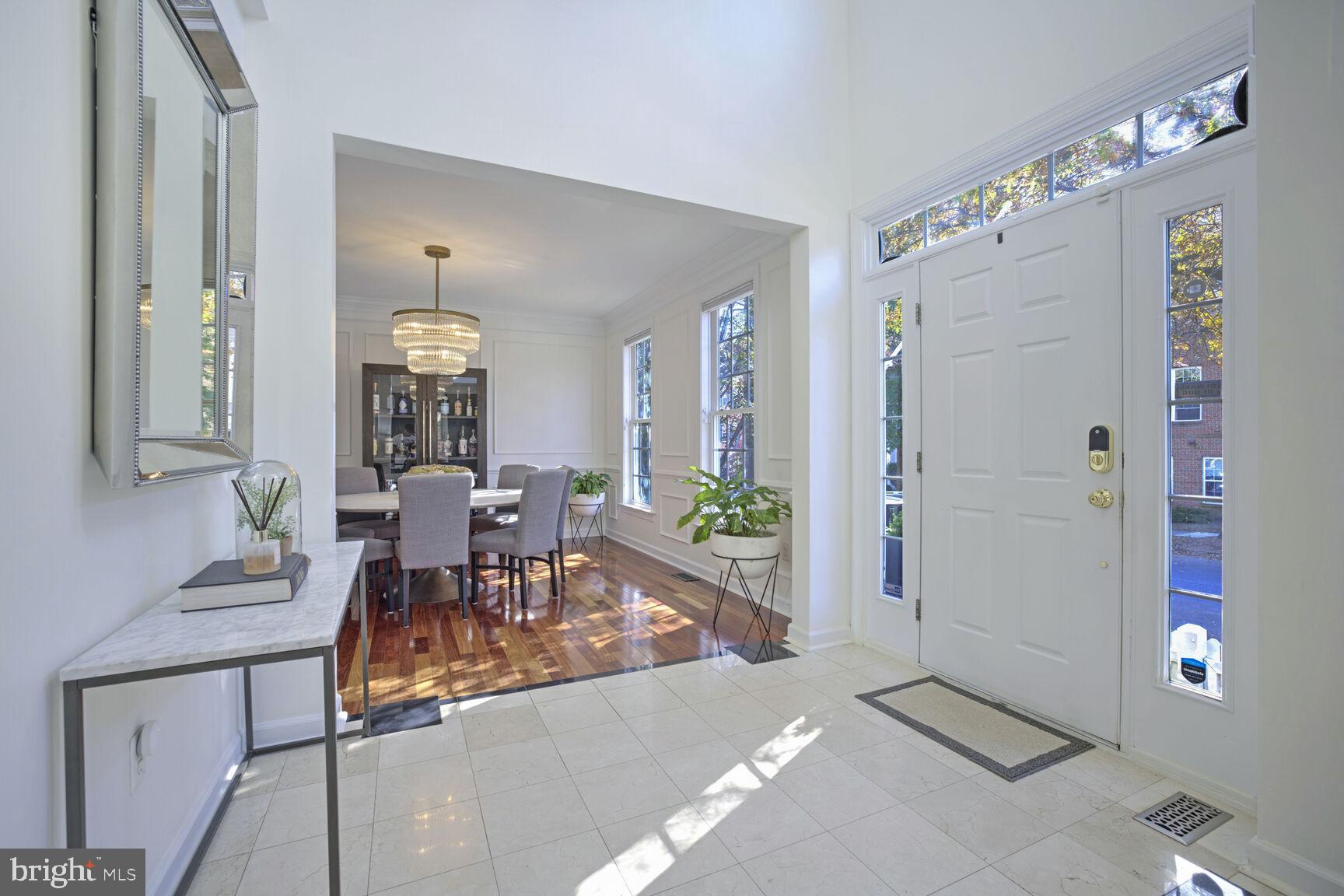 LAKELANDS - Residential