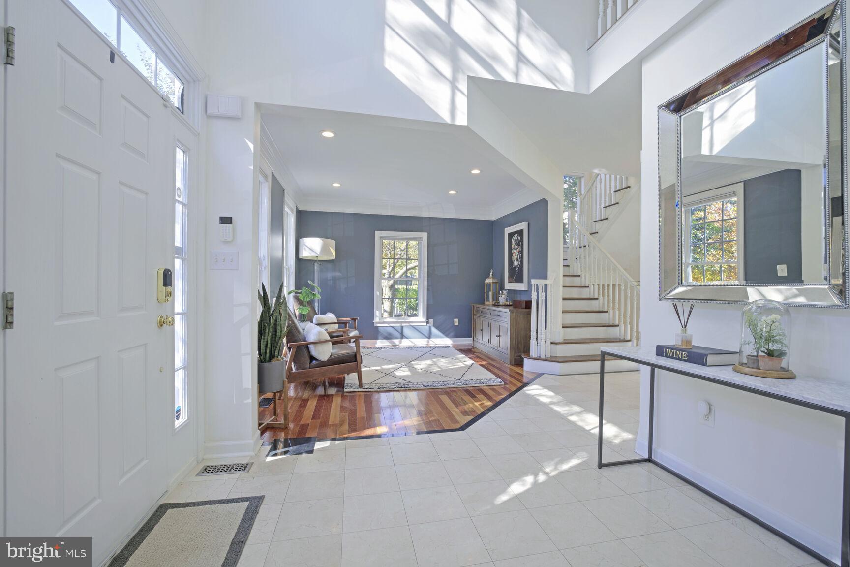 LAKELANDS - Residential