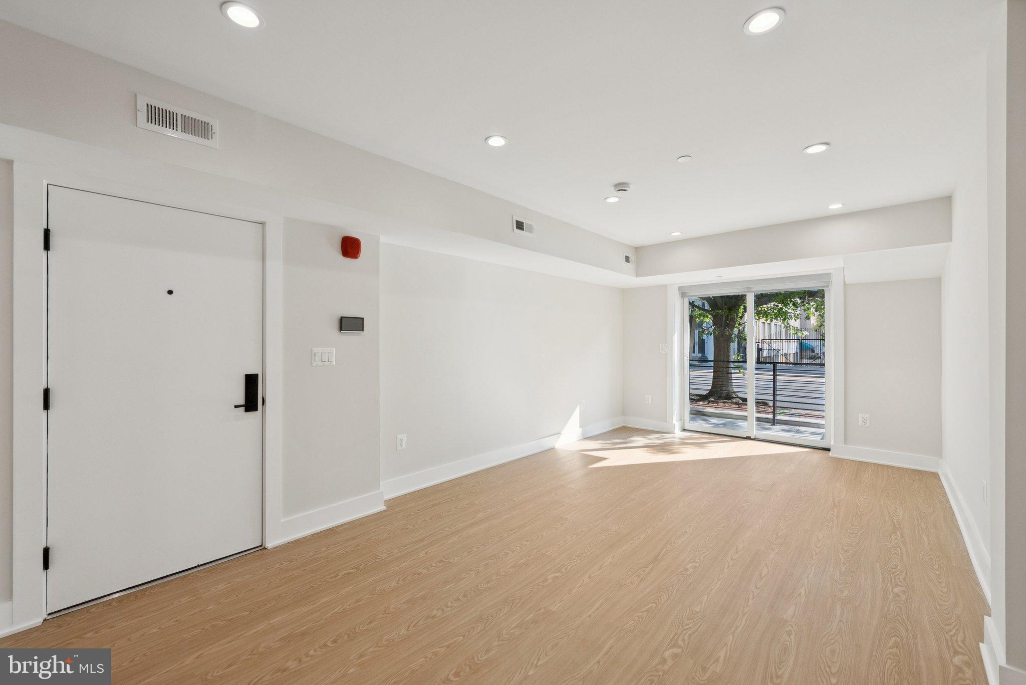 2134 WISCONSIN AVENUE NW 3