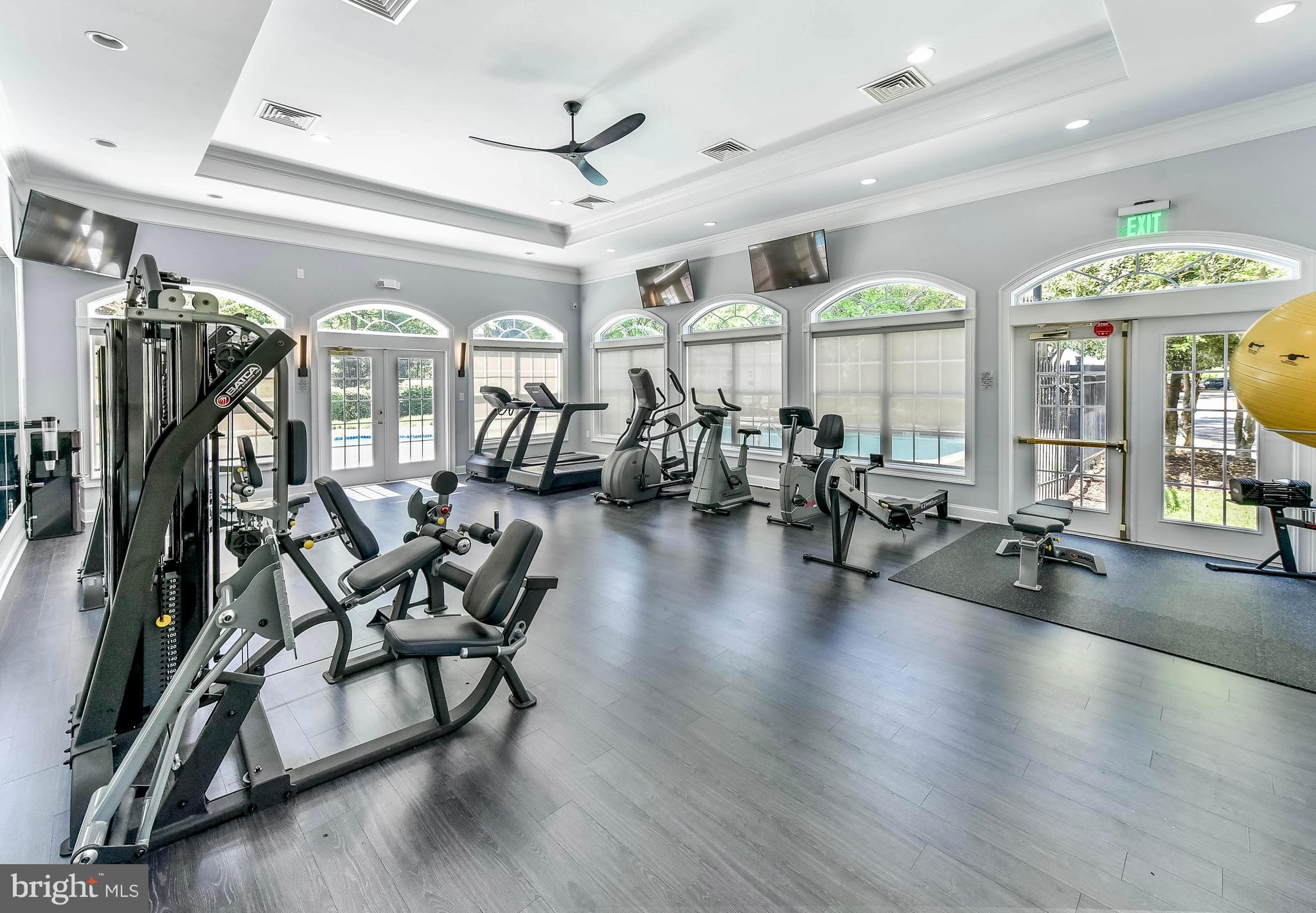 FOX MILL STATION - Residential