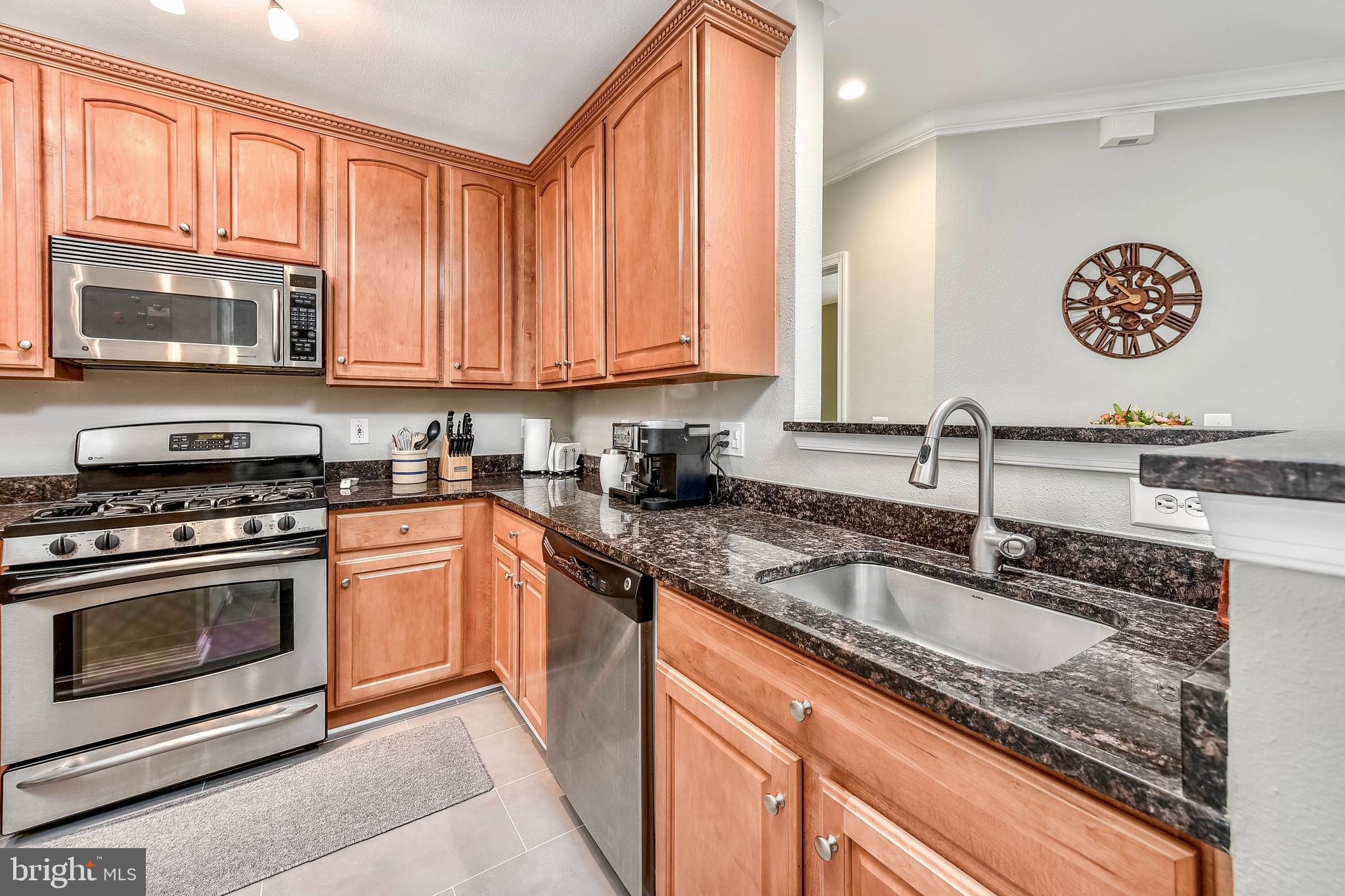 FOX MILL STATION - Residential