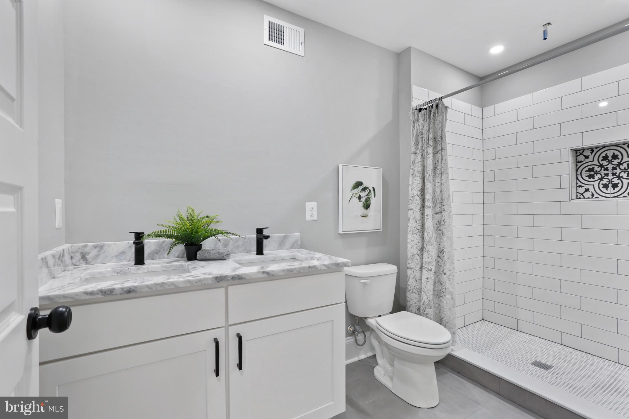 BREWERS HILL - Residential