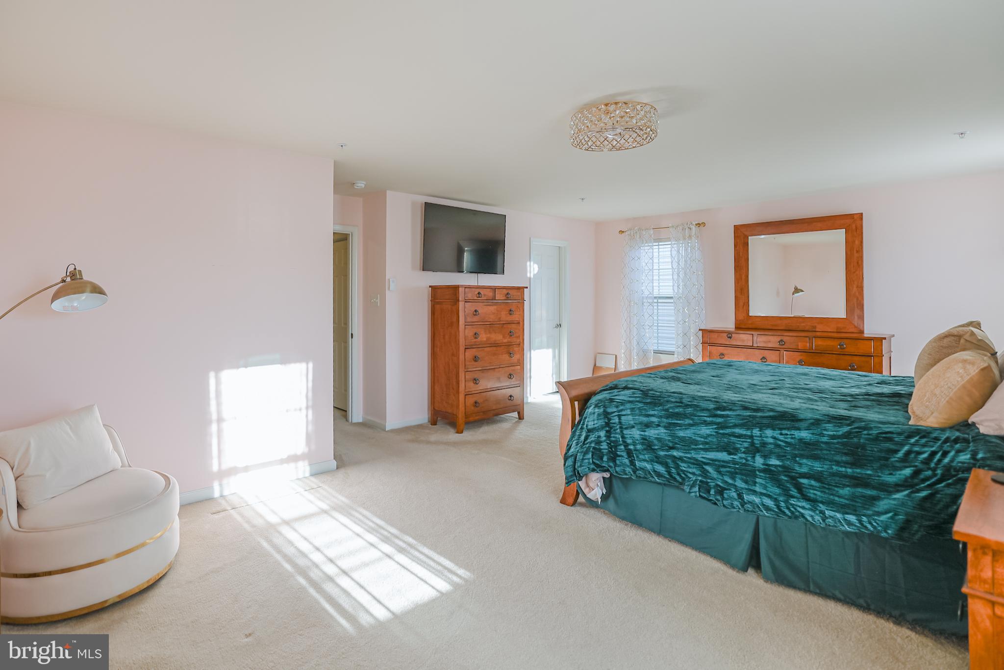 PINE GROVE - Residential Lease