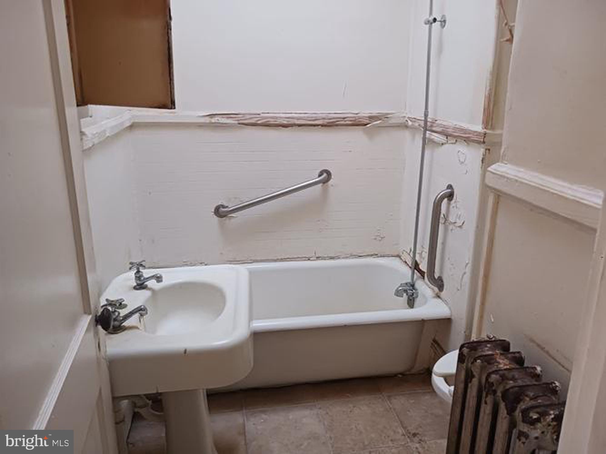 COPPIN HEIGHTS - Residential