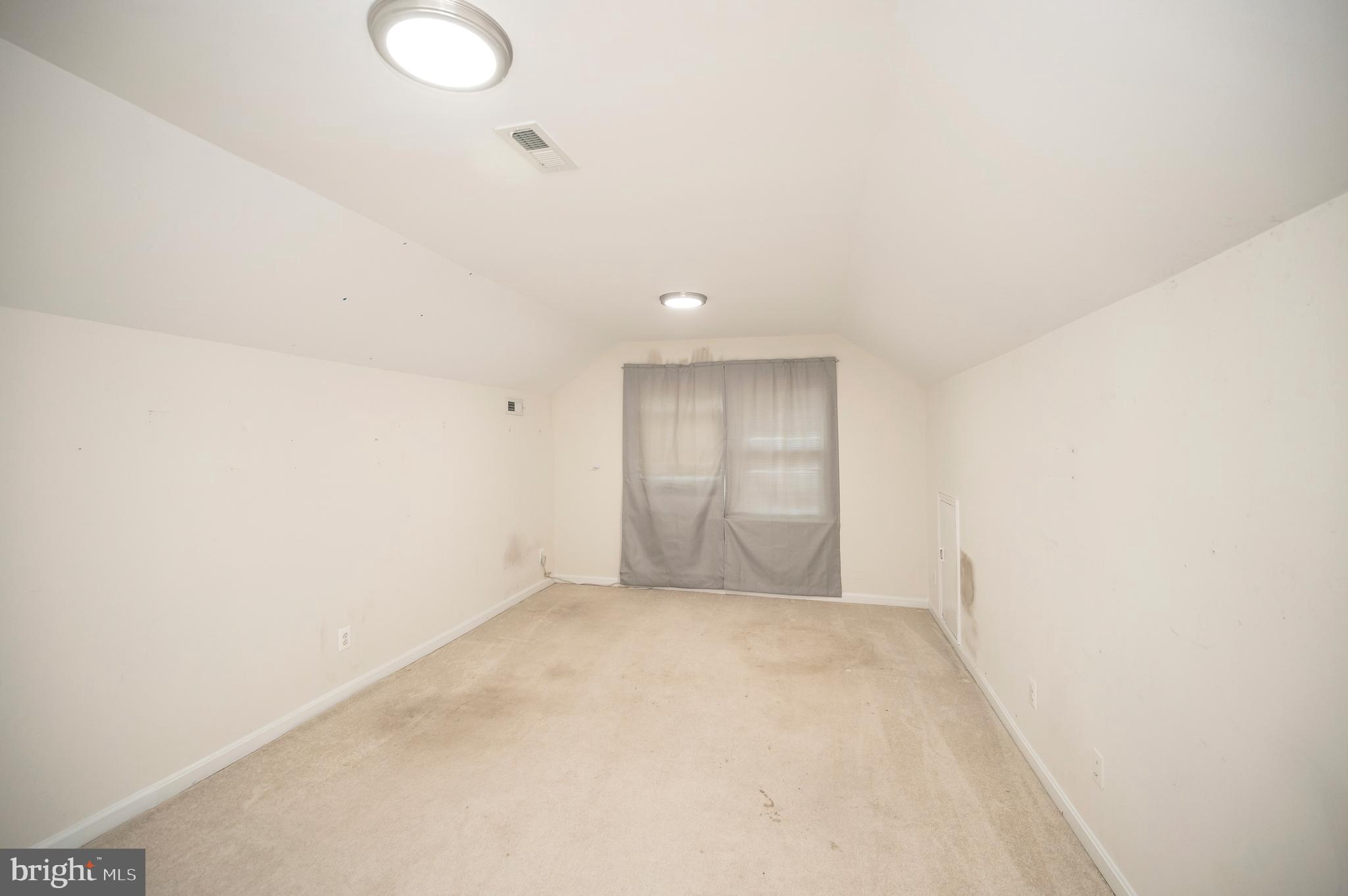 CAMELOT - Residential