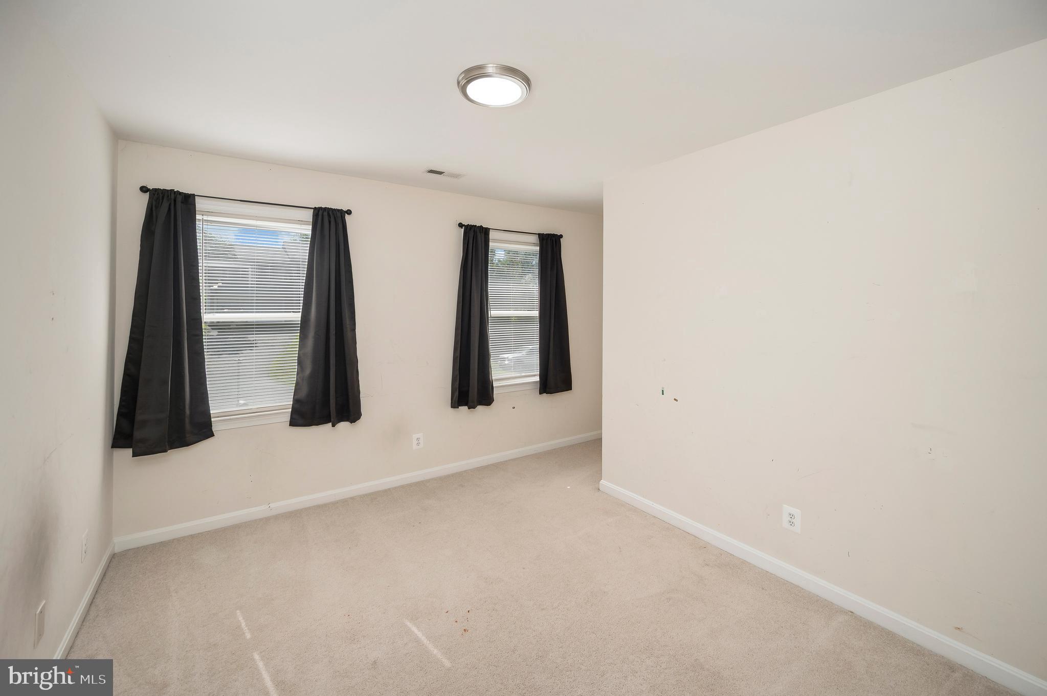 CAMELOT - Residential