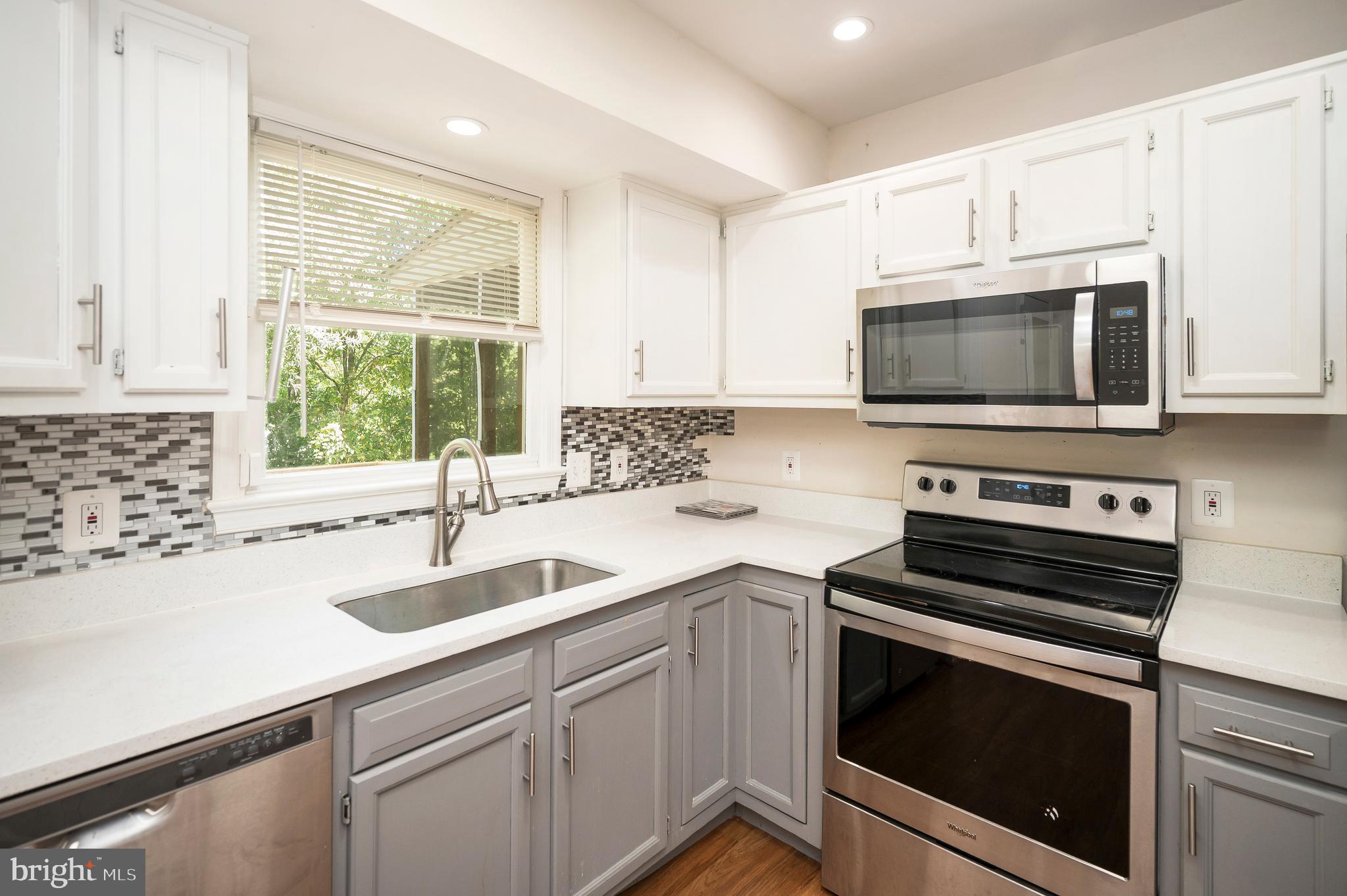 CAMELOT - Residential